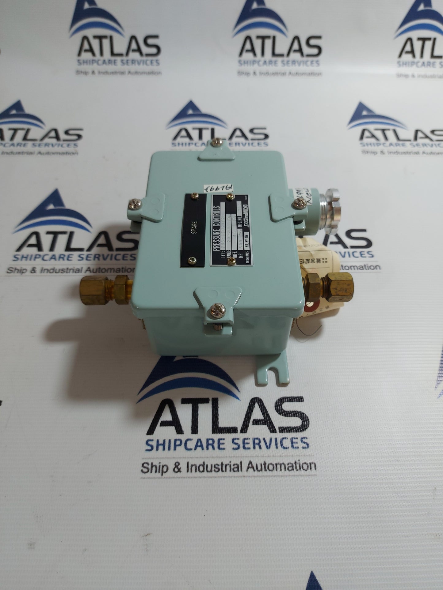 SAGINOMIYA YNS-C102WK2Q PRESSURE SWITCH 20 ~ 200 KPa
