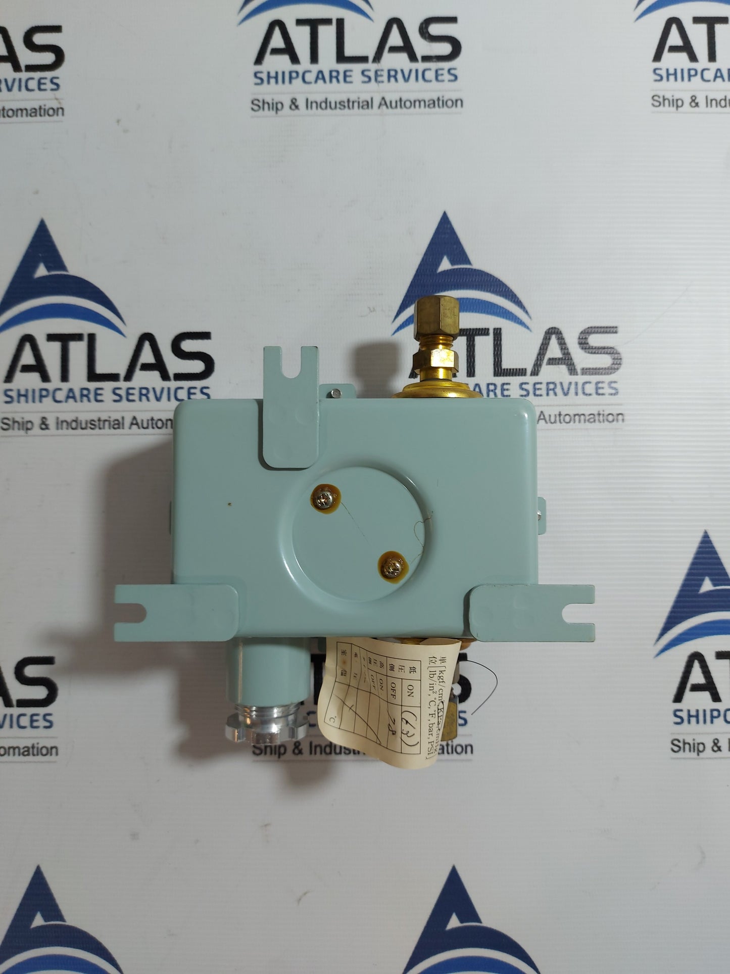 SAGINOMIYA YNS-C102WK2Q PRESSURE SWITCH 20 ~ 200 KPa