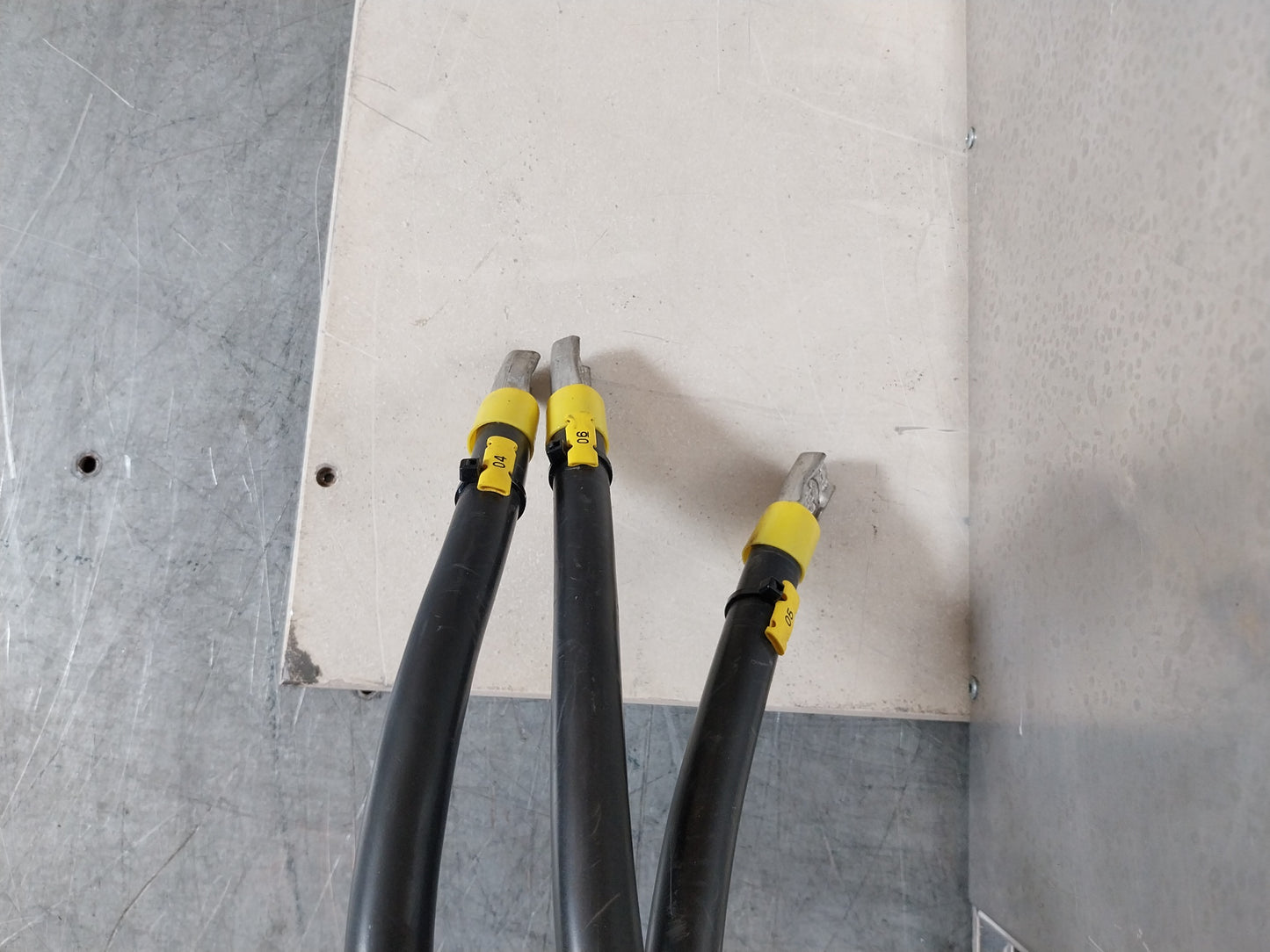 SCHAFFNER FN258L-250-07 DRIVER CONVERTER 250A @ 50'C