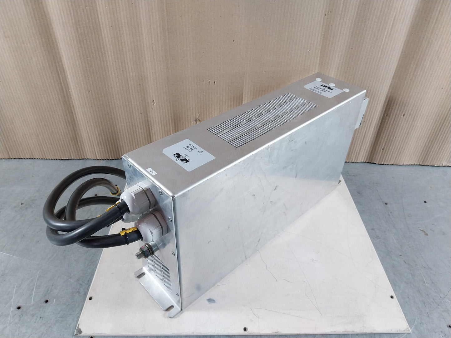 SCHAFFNER FN258L-250-07 DRIVER CONVERTER 250A @ 50'C