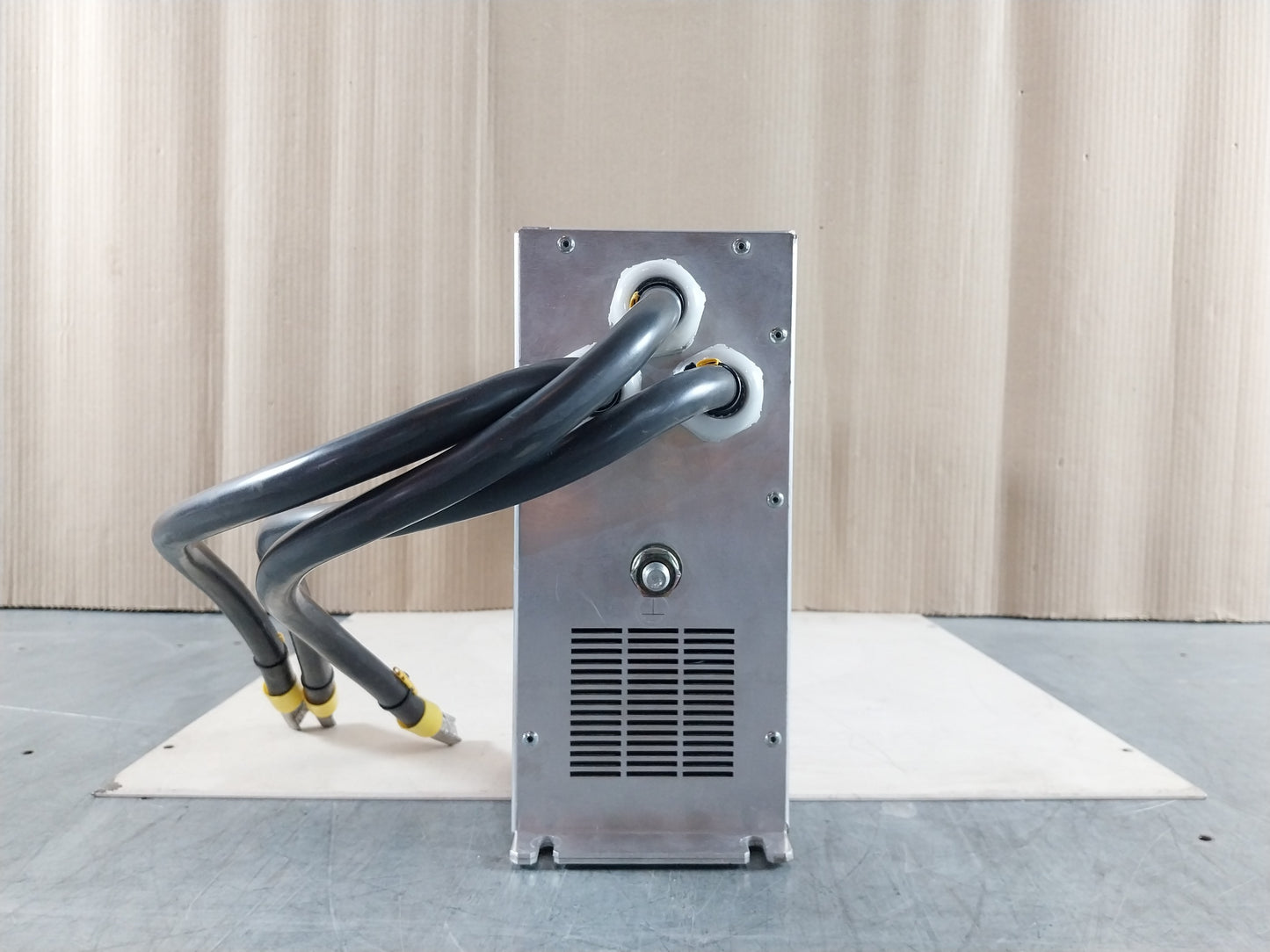 SCHAFFNER FN258L-250-07 DRIVER CONVERTER 250A @ 50'C