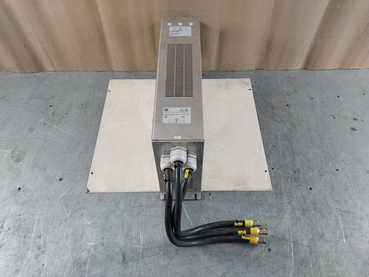 SCHAFFNER FN258L-250-07 DRIVER CONVERTER 480/275V 50/60Hz