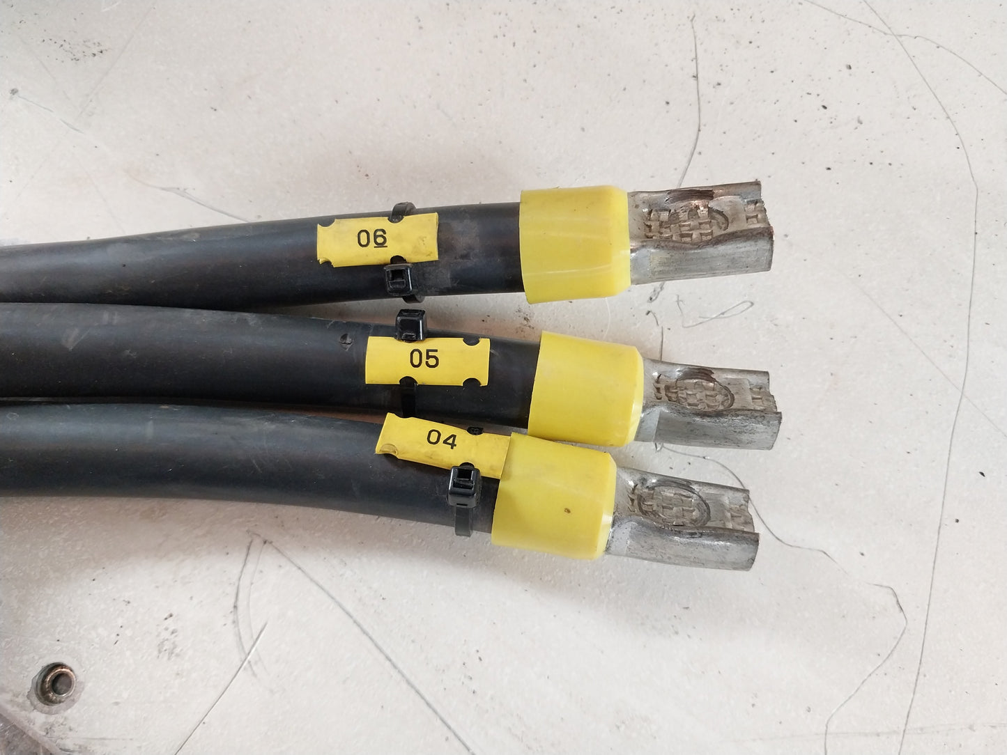 SCHAFFNER FN258L-250-07 DRIVER CONVERTER 480/275V 50/60Hz