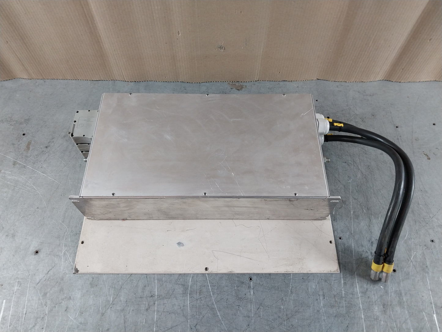 SCHAFFNER FN258L-250-07 DRIVER CONVERTER 480/275V 50/60Hz