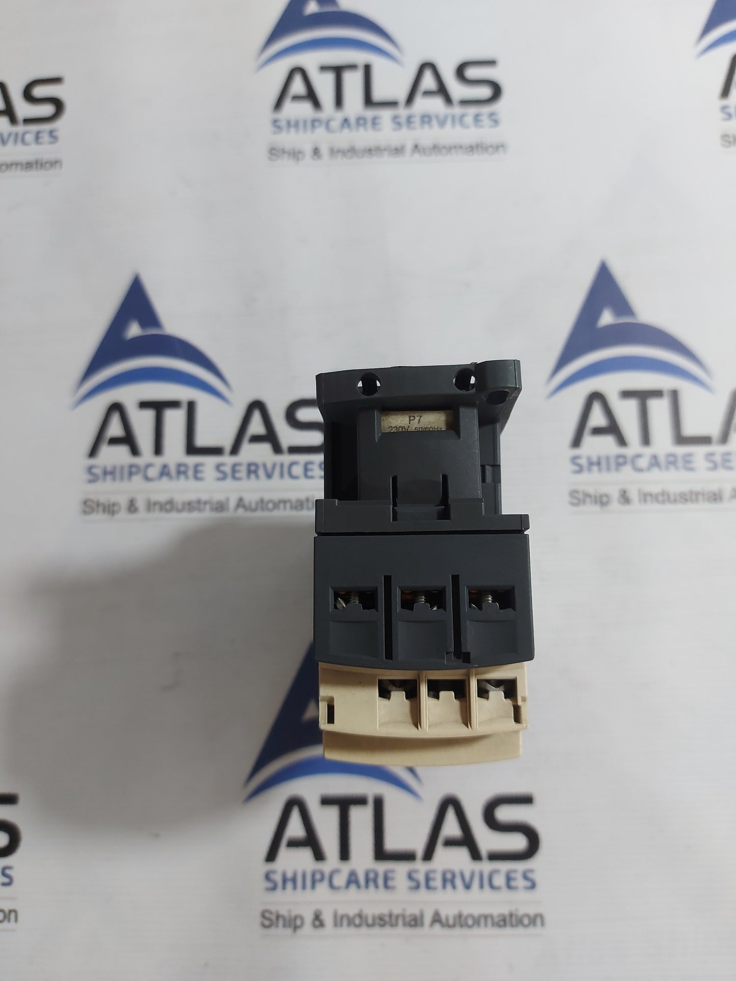 SCHNEIDER ELECTRIC LC1D09 25A CONTACTOR WITH LR3D 076 OVERLOAD RELAY