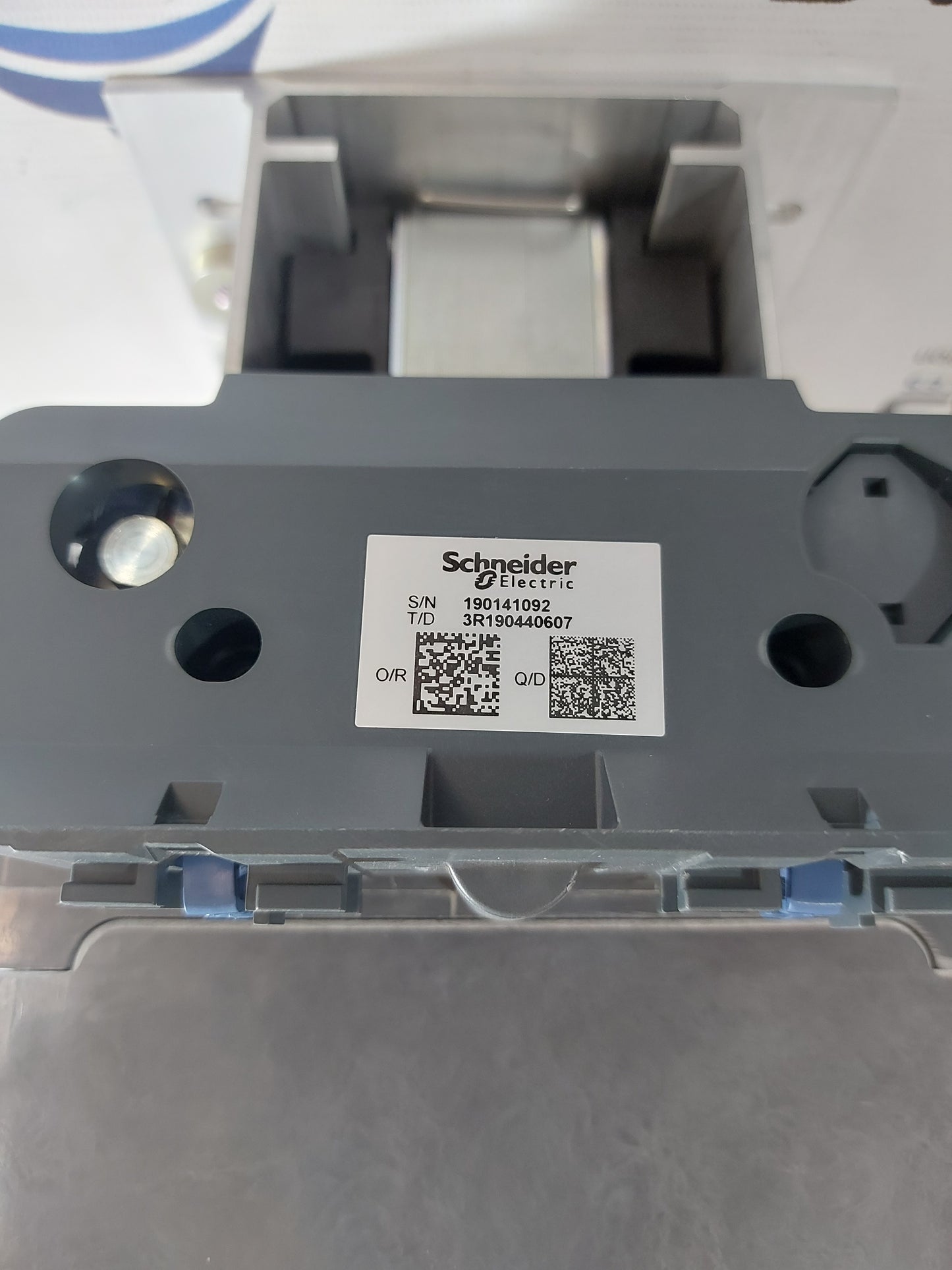 SCHNEIDER ELECTRIC LC1F330 CONTACTOR 400A 1000V~