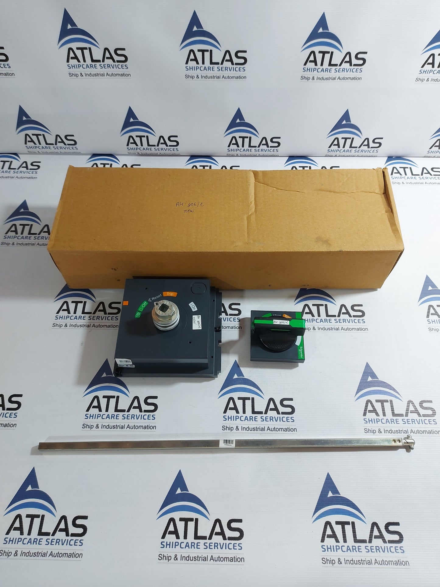 SCHNEIDER ELECTRIC LV432598T ROTARY HANDLE EXT 400-630 BLK