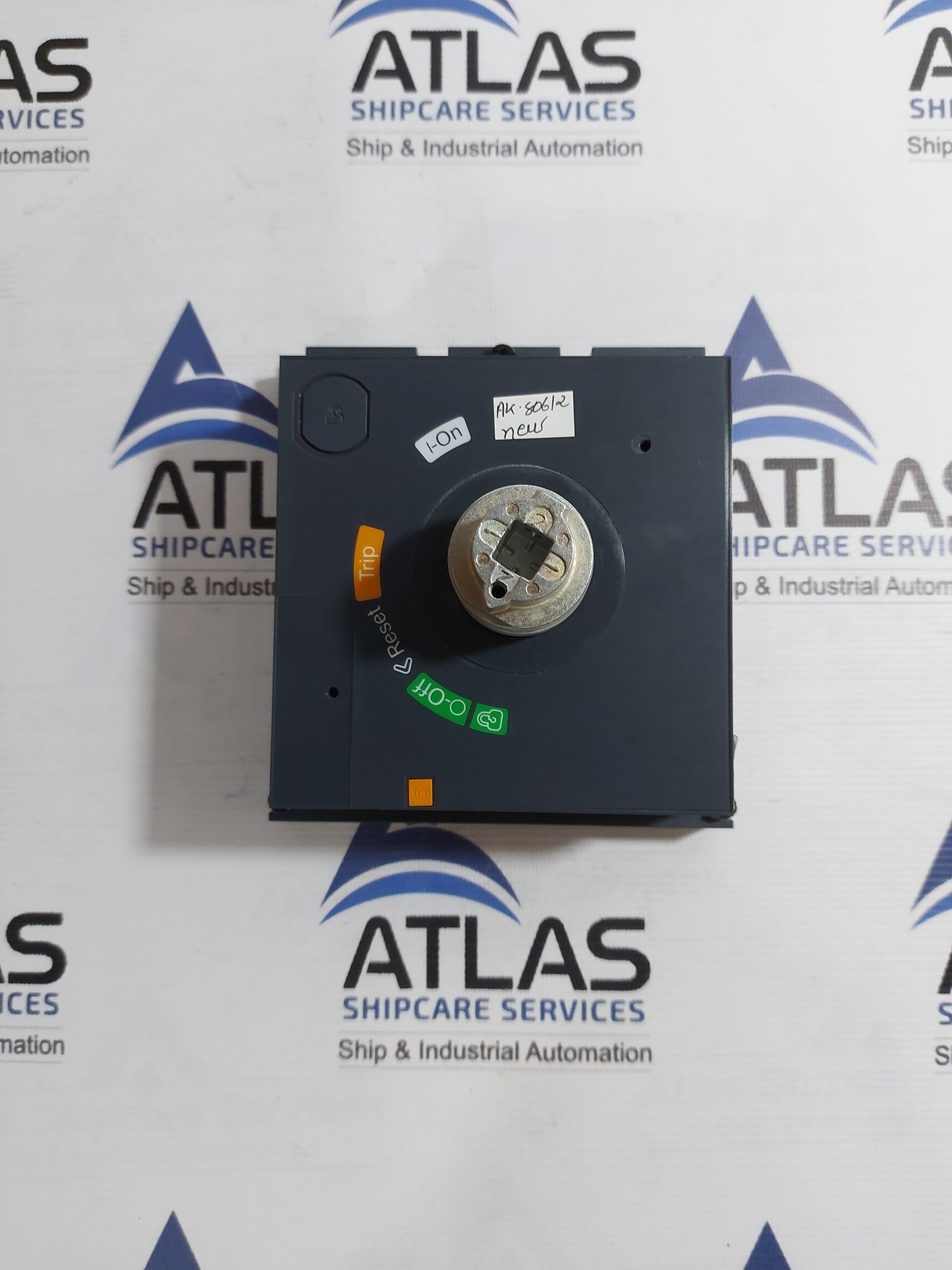 SCHNEIDER ELECTRIC LV432598T ROTARY HANDLE EXT 400-630 BLK