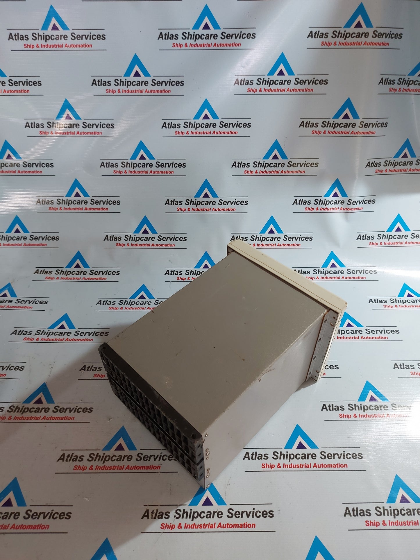 SCHNEIDER ELECTRIC MICOM P220 MOTOR AND OVERCURRENT PROTECTION RELAY P220C00V31210BA