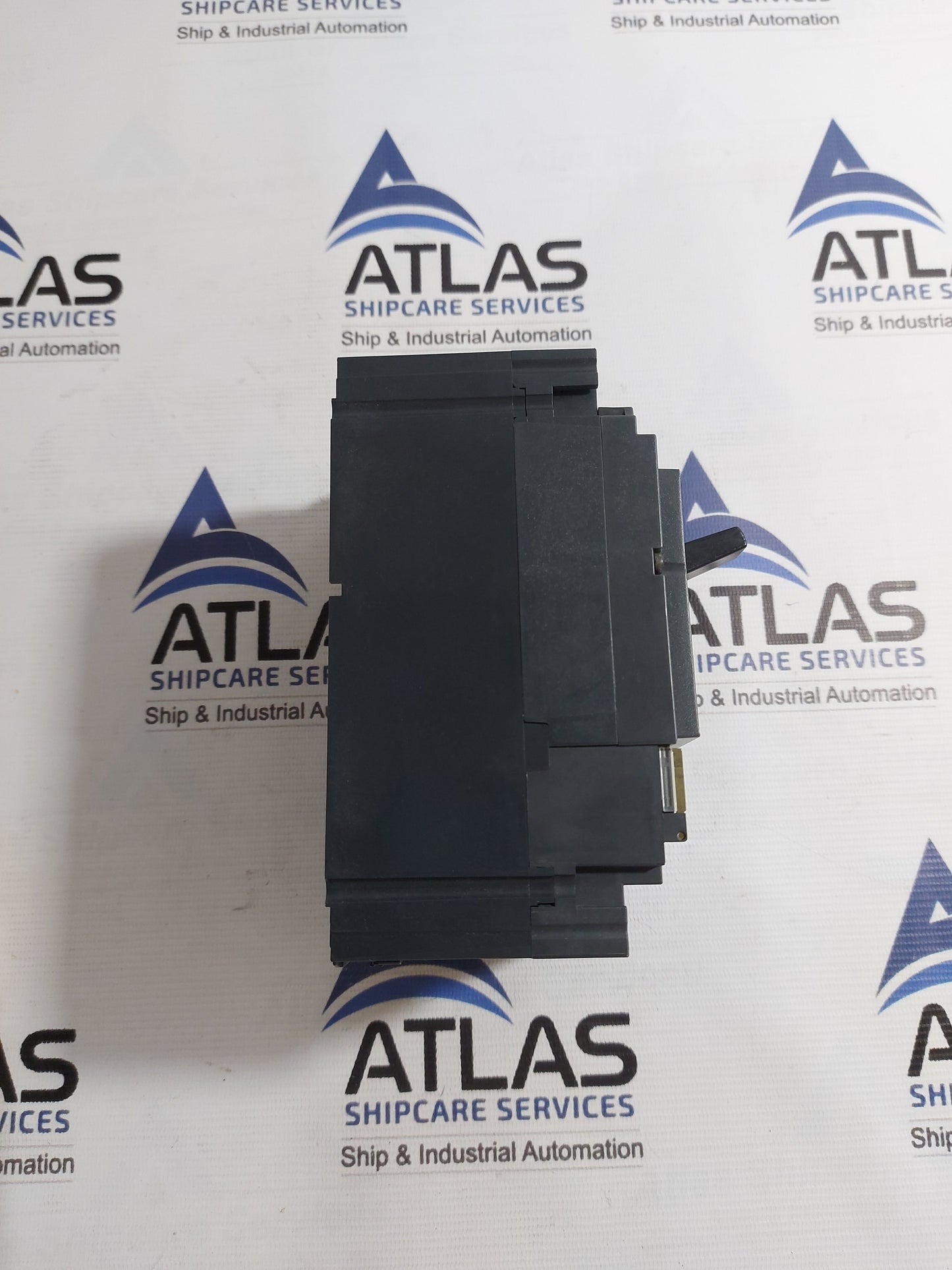 SCHNEIDER ELECTRIC NSX 160N COMPACT CIRCUIT BREAKER 800V 50/60Hz