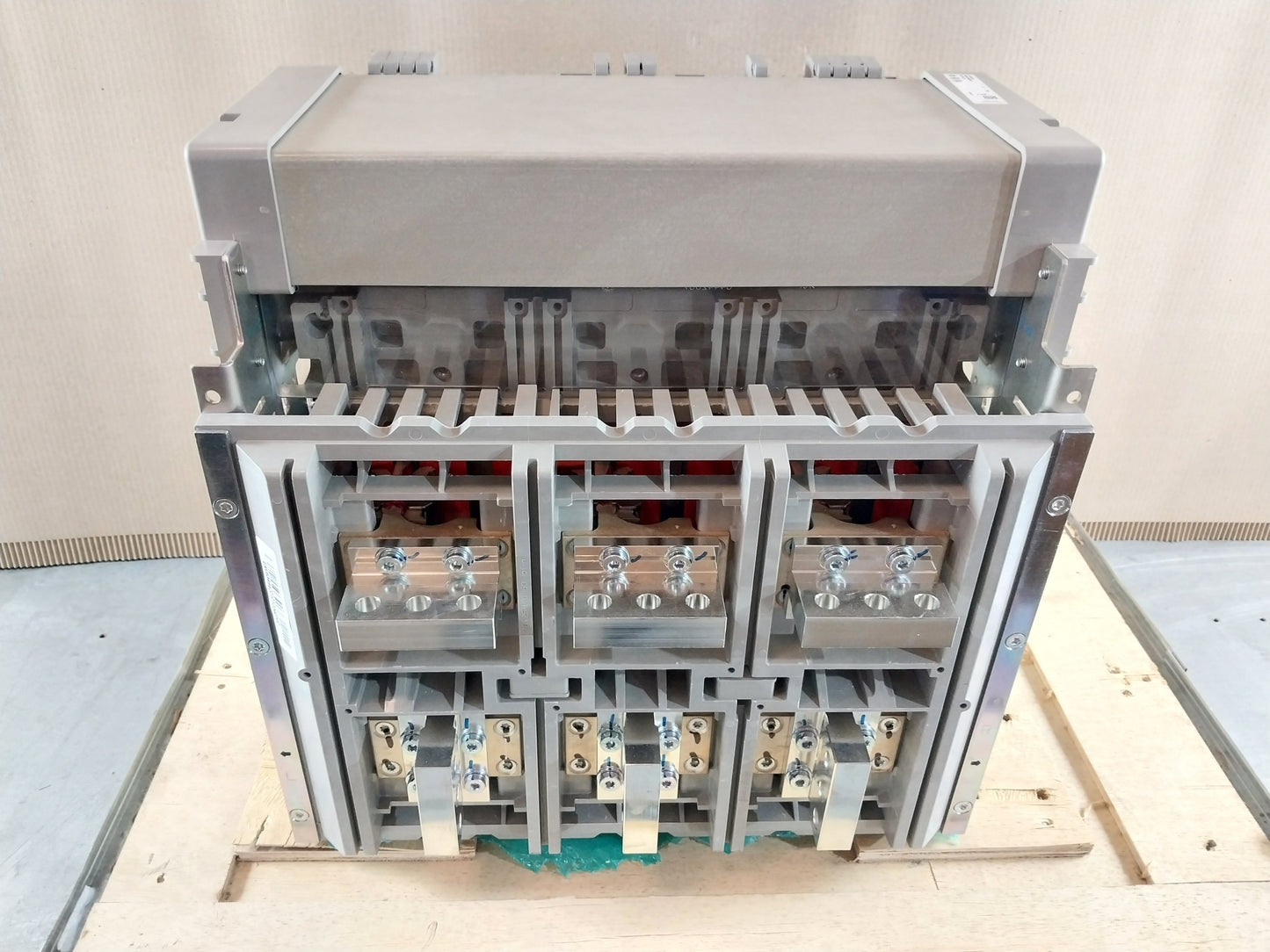 SCHNEIDER ELECTRIC NW08 H1 MASTERPACT CIRCUIT BREAKER 800A 3 POLE