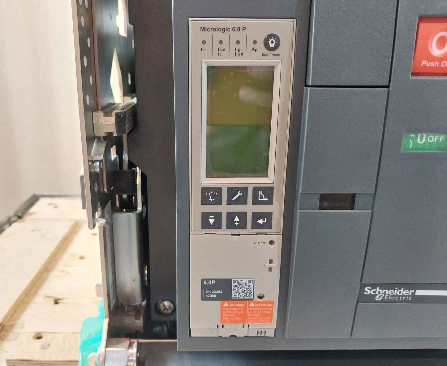 SCHNEIDER ELECTRIC NW08 H1 MASTERPACT CIRCUIT BREAKER 800A 3 POLE