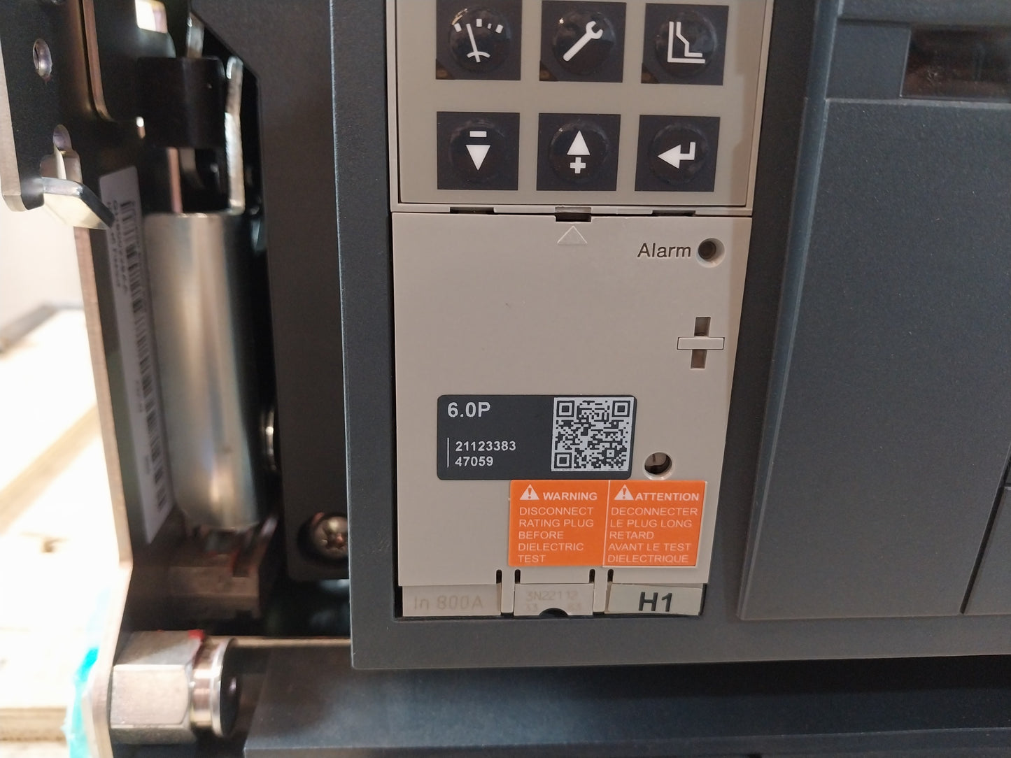 SCHNEIDER ELECTRIC NW08 H1 MASTERPACT CIRCUIT BREAKER 800A 3 POLE