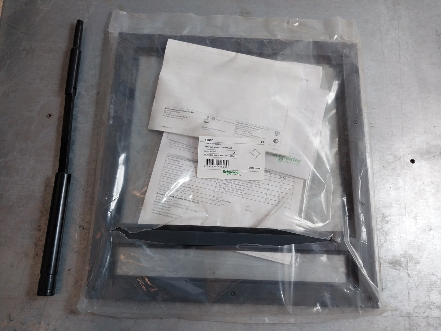 SCHNEIDER ELECTRIC NW08 H1 MASTERPACT CIRCUIT BREAKER 800A 4 POLE