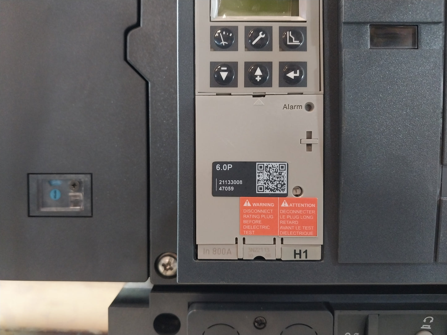 SCHNEIDER ELECTRIC NW08 H1 MASTERPACT CIRCUIT BREAKER 800A 4 POLE