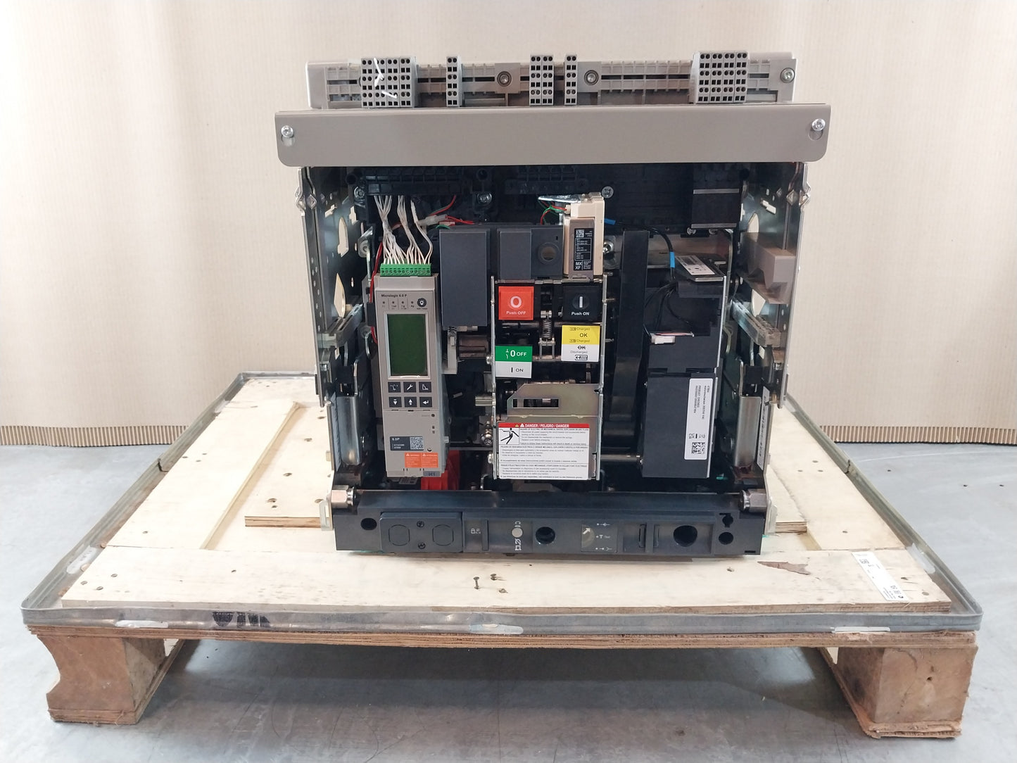 SCHNEIDER ELECTRIC NW10 H1 MASTERPACT CIRCUIT BREAKER 1000A 3 POLE