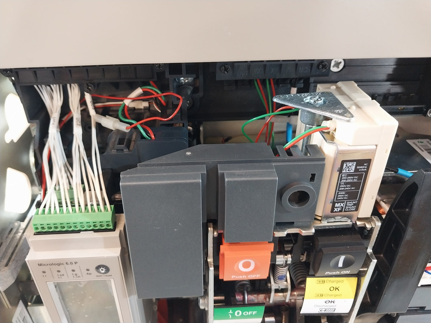 SCHNEIDER ELECTRIC NW10 H1 MASTERPACT CIRCUIT BREAKER 1000A 3 POLE