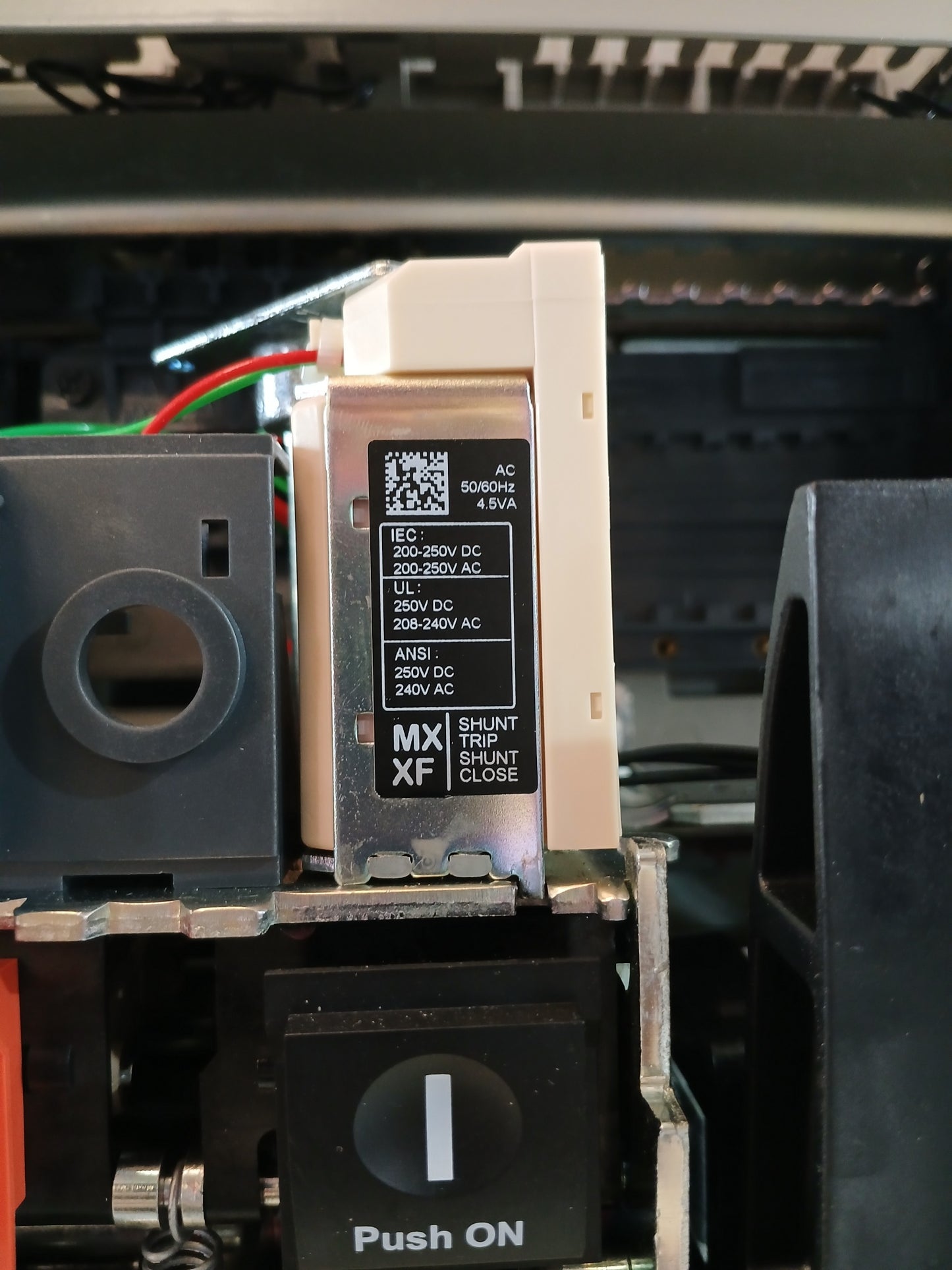 SCHNEIDER ELECTRIC NW16 H1 MASTERPACT CIRCUIT BREAKER 1600A 3 POLE