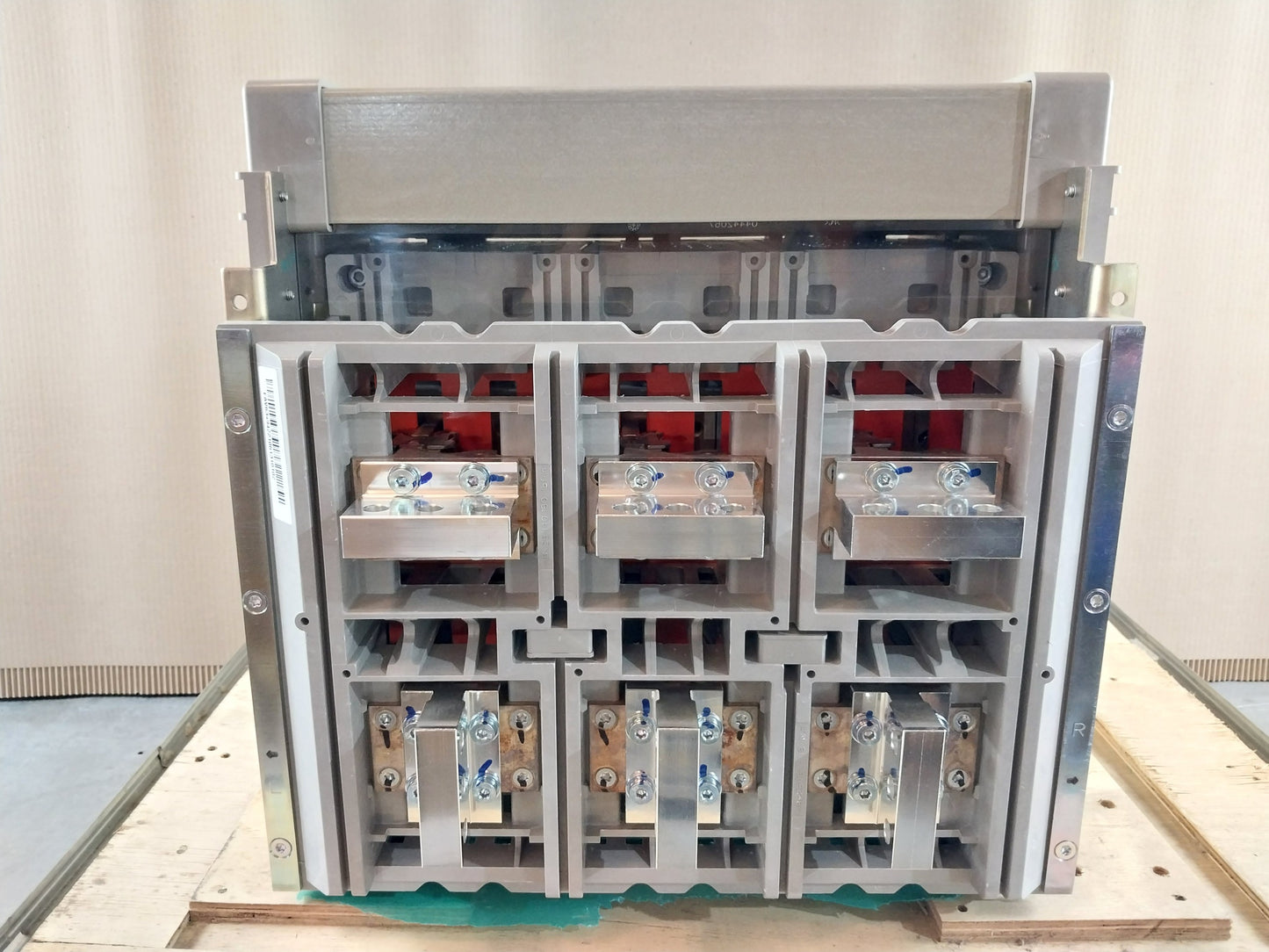SCHNEIDER ELECTRIC NW16 H1 MASTERPACT CIRCUIT BREAKER 1600A 3 POLE