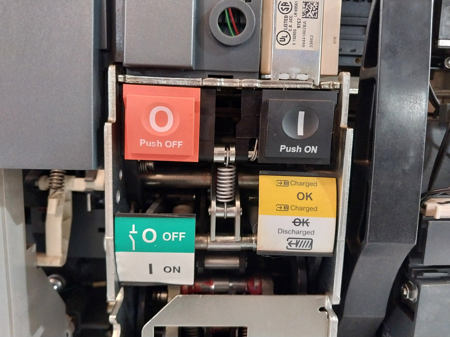 SCHNEIDER ELECTRIC NW32 H1 MASTERPACT CIRCUIT BREAKER 3200A 3 POLE