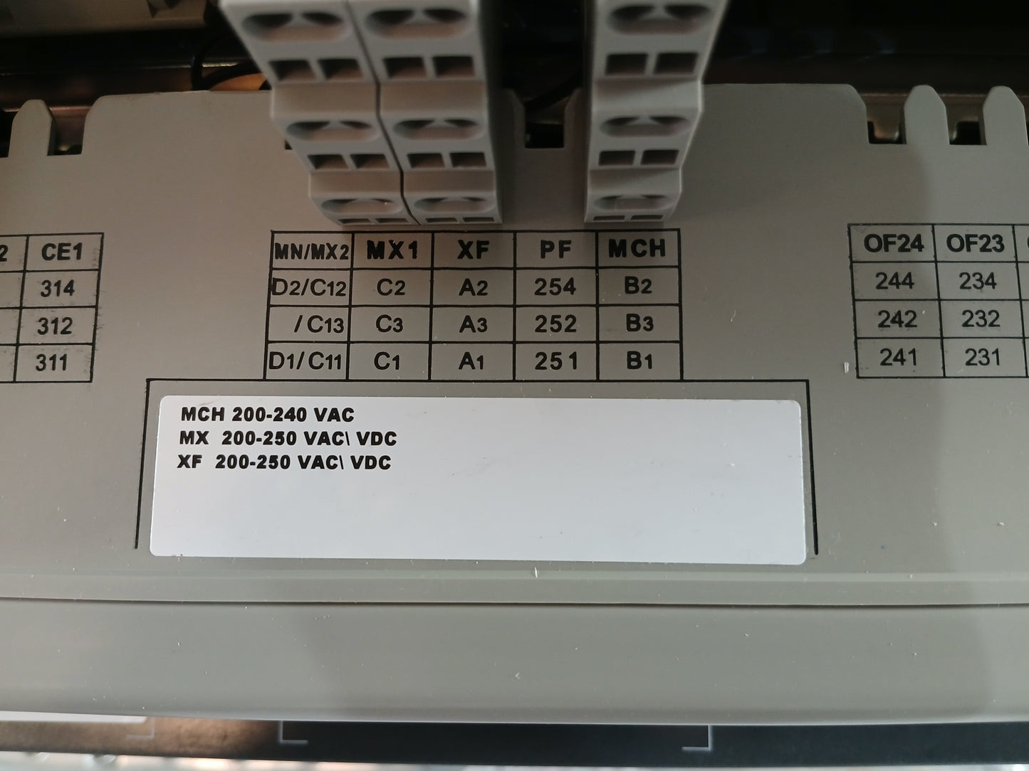 SCHNEIDER ELECTRIC NW40 H2 MASTERPACT CIRCUIT BREAKER 4000A 3 POLE