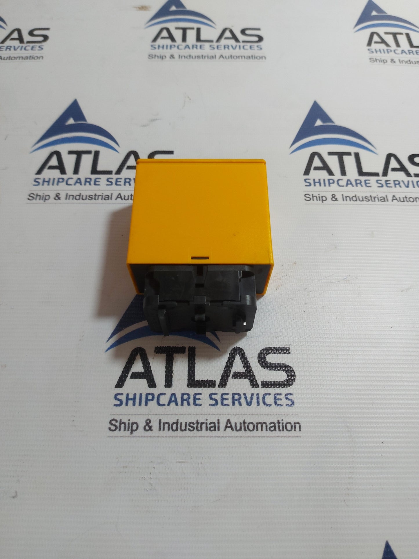 SELECTRON GZU CH-3250 LYSS TIME DELAY RELAY