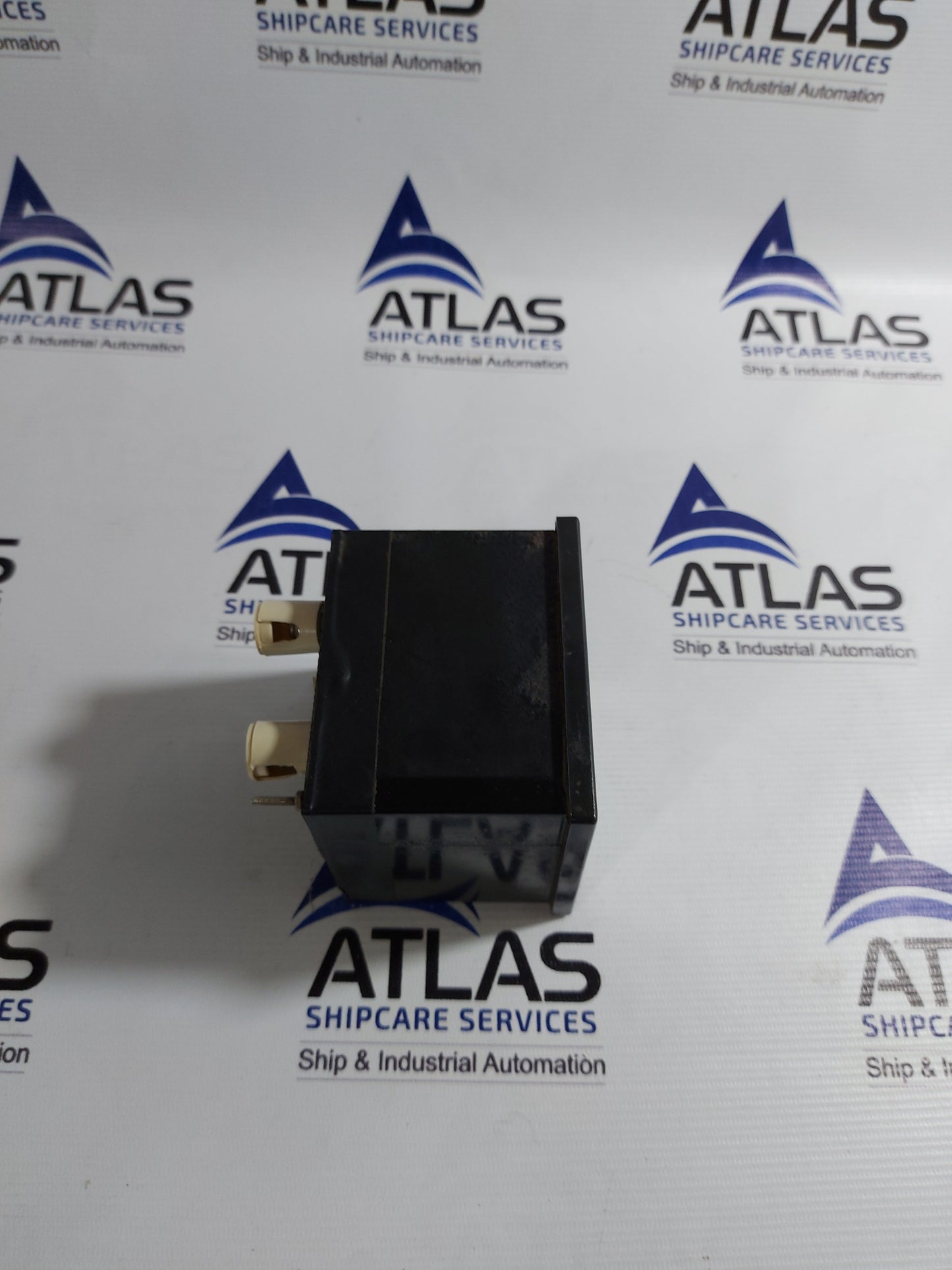 SHANGHAI YITAI F96-ACB ANALOG PANEL METER 0 TO 3.2kA 3.2K/5A