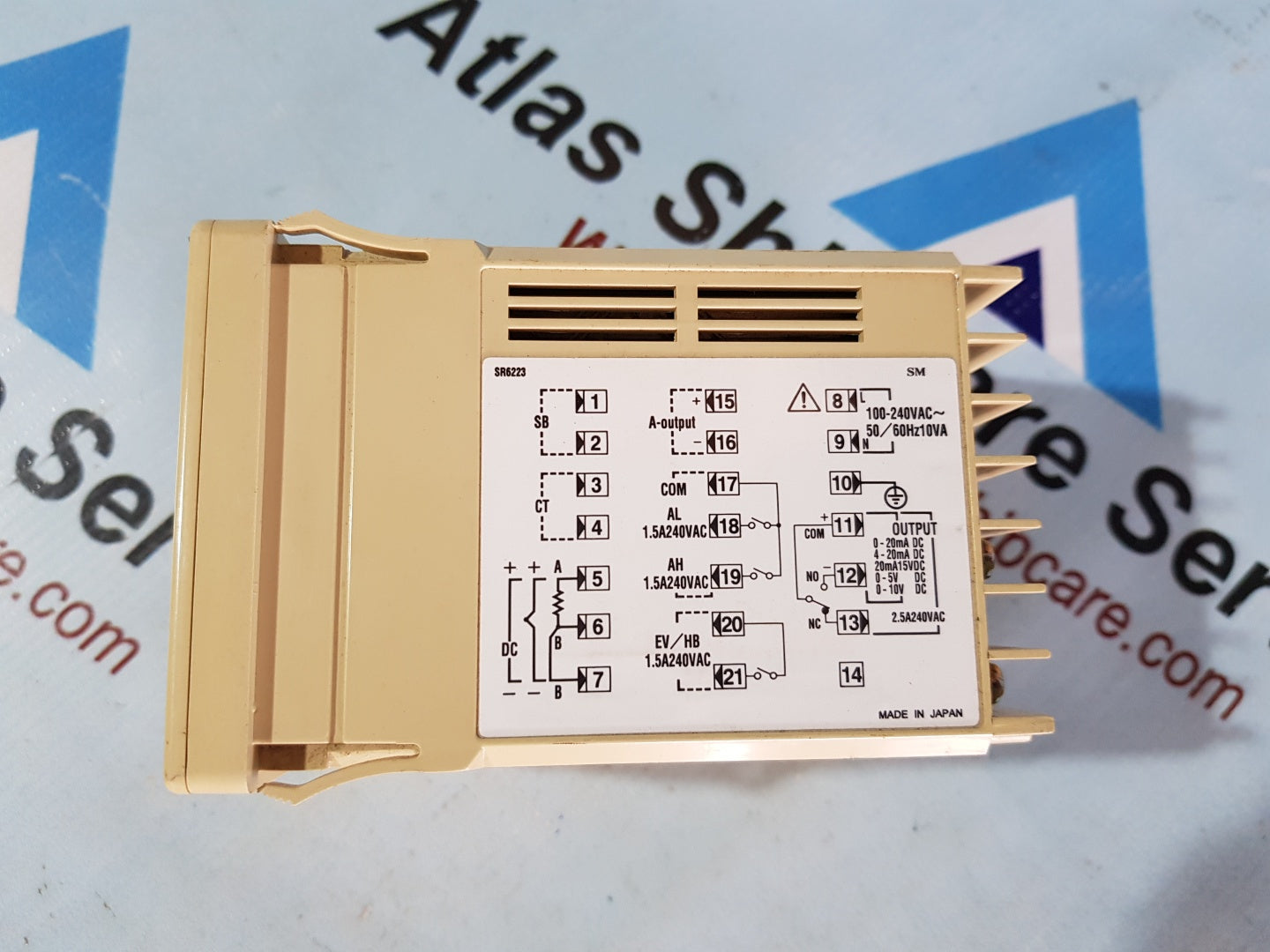 SHIMADEN SR62-411-90-0000C TEMPERATURE CONTROLLER