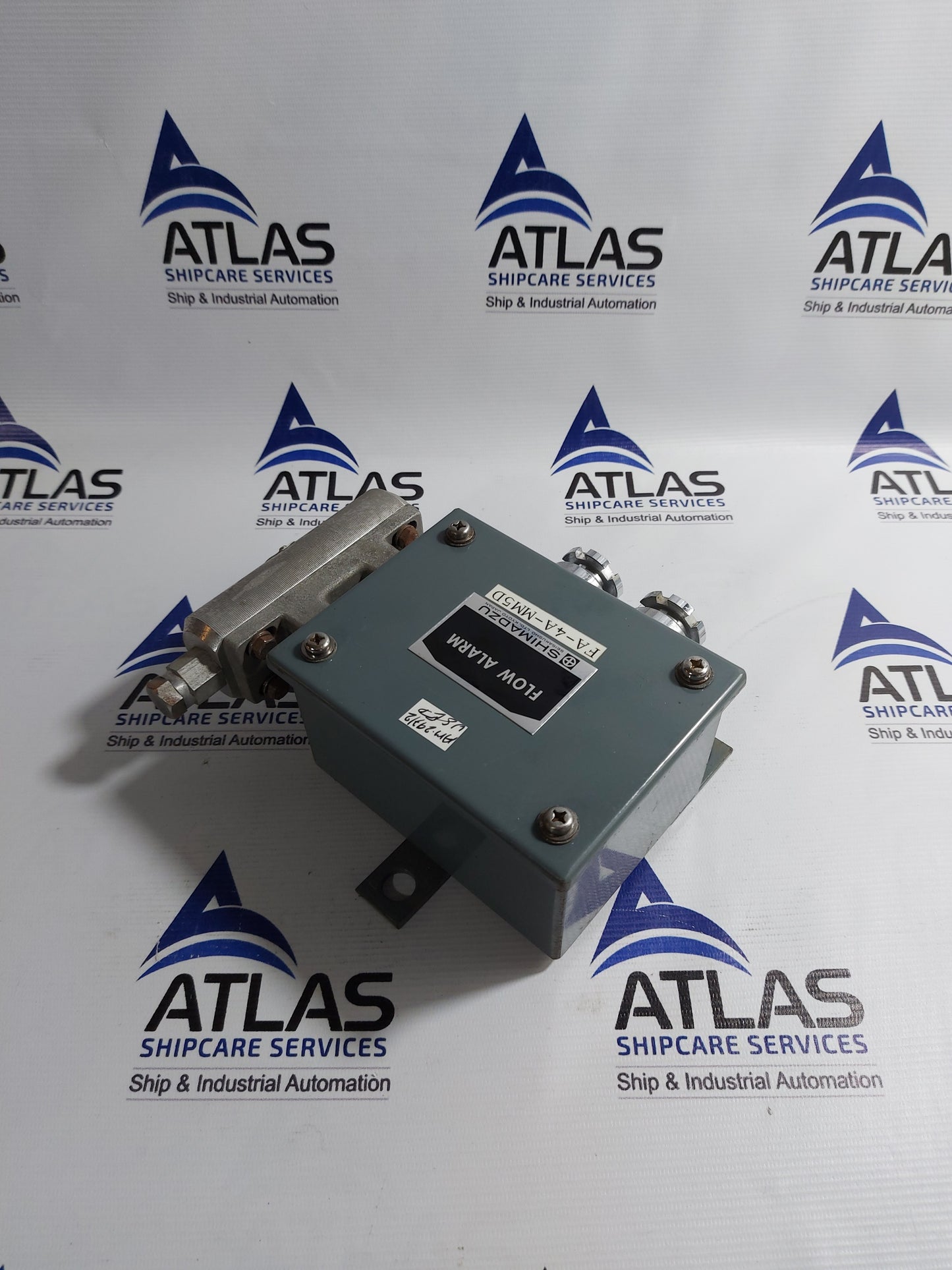 SHIMADZU FA-4A-MM5D OIL FLOW ALARM