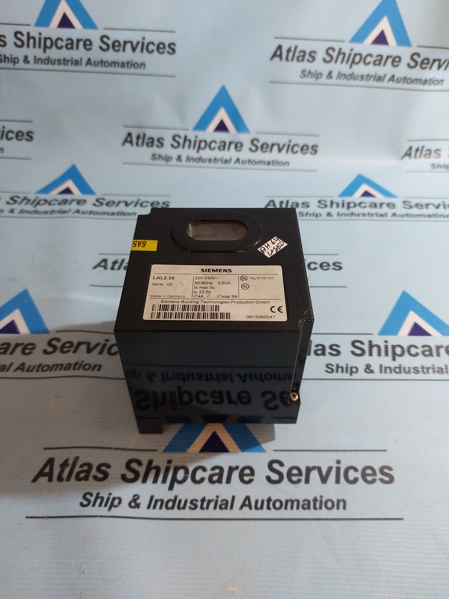 SIEMENS LAL2.25 OIL BURNER CONTROLLER 220-240V~ 50-60Hz 3,5A