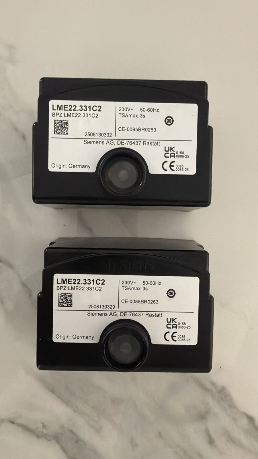 SIEMENS LME22.331C2 BURNER CONTROLLER
