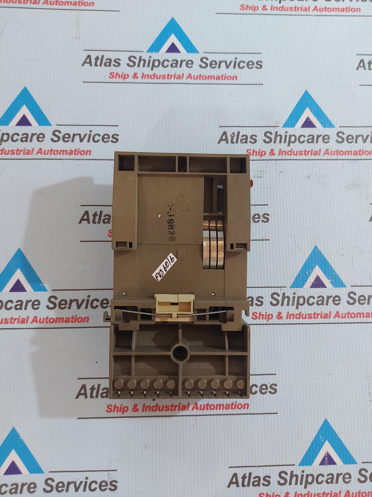 SIEMENS SIMATIC S5 6ES5 700-8MA11 BUS MODULE