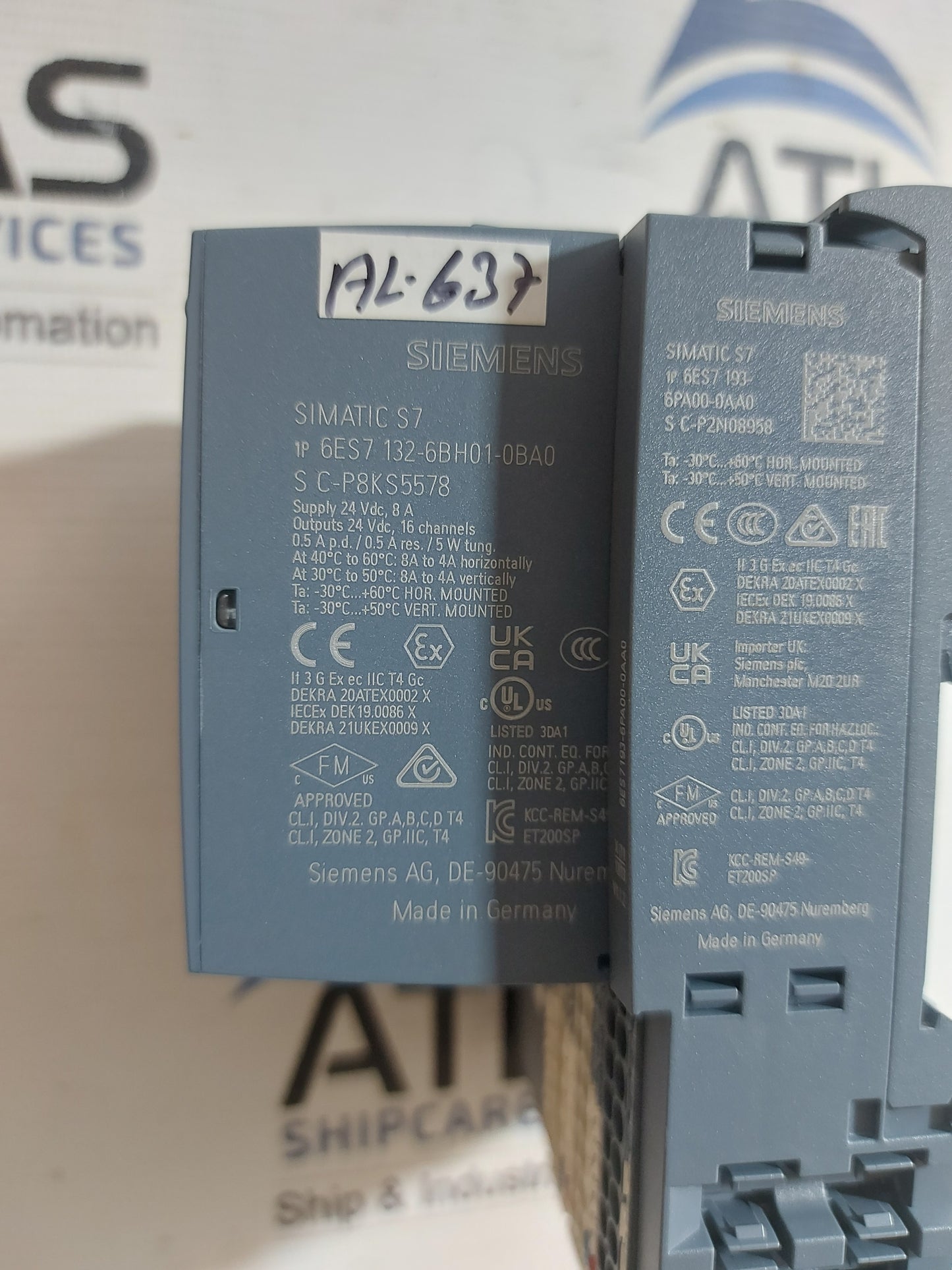 SIEMENS SIMATIC S7 6ES7 132-6BH01-0BA0 WITH 6ES7 193-6PA00-0AA0