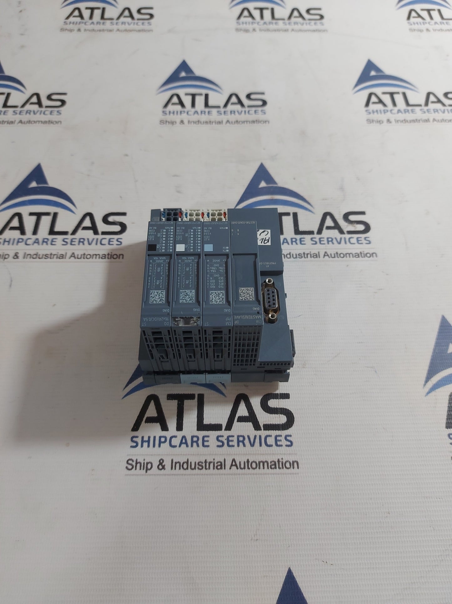 SIEMENS SIMATIC S7 6ES7 132-6BH01-0BA0 WITH 6ES7 193-6PA00-0AA0