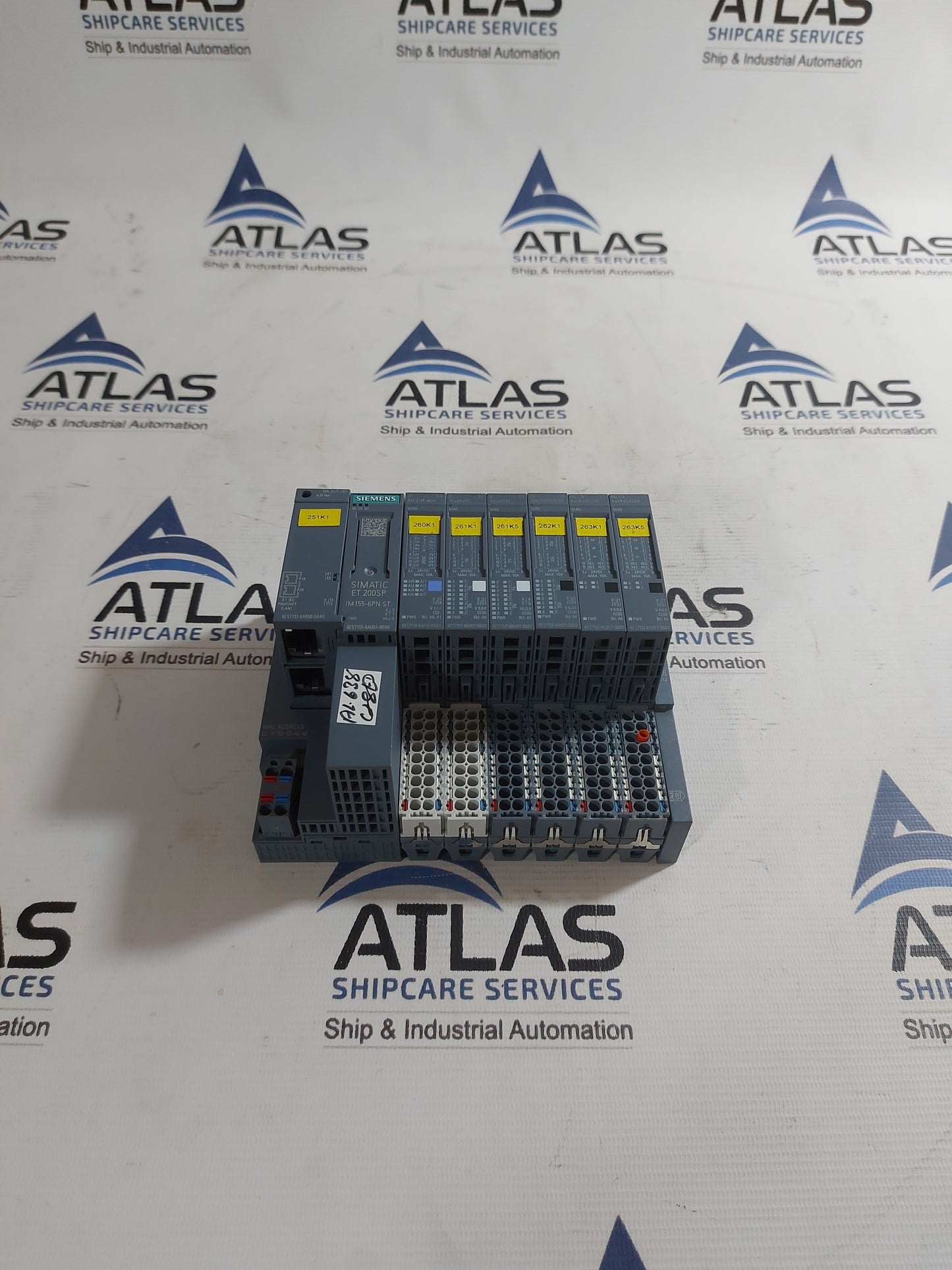 SIEMENS SIMATIC S7 6ES7 132-6DG51-0BA0 WITH 6ES7 193-6PA00-0AA0