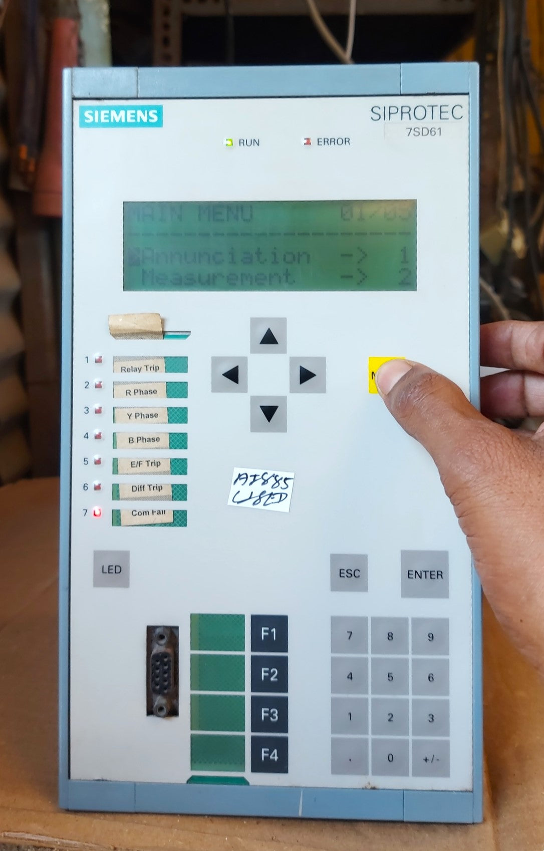 SIEMENS SIPROTEC 7SD6105-5BB29-0BA0/DD LINE DIFFERENTIAL PROTECTION RELAY
