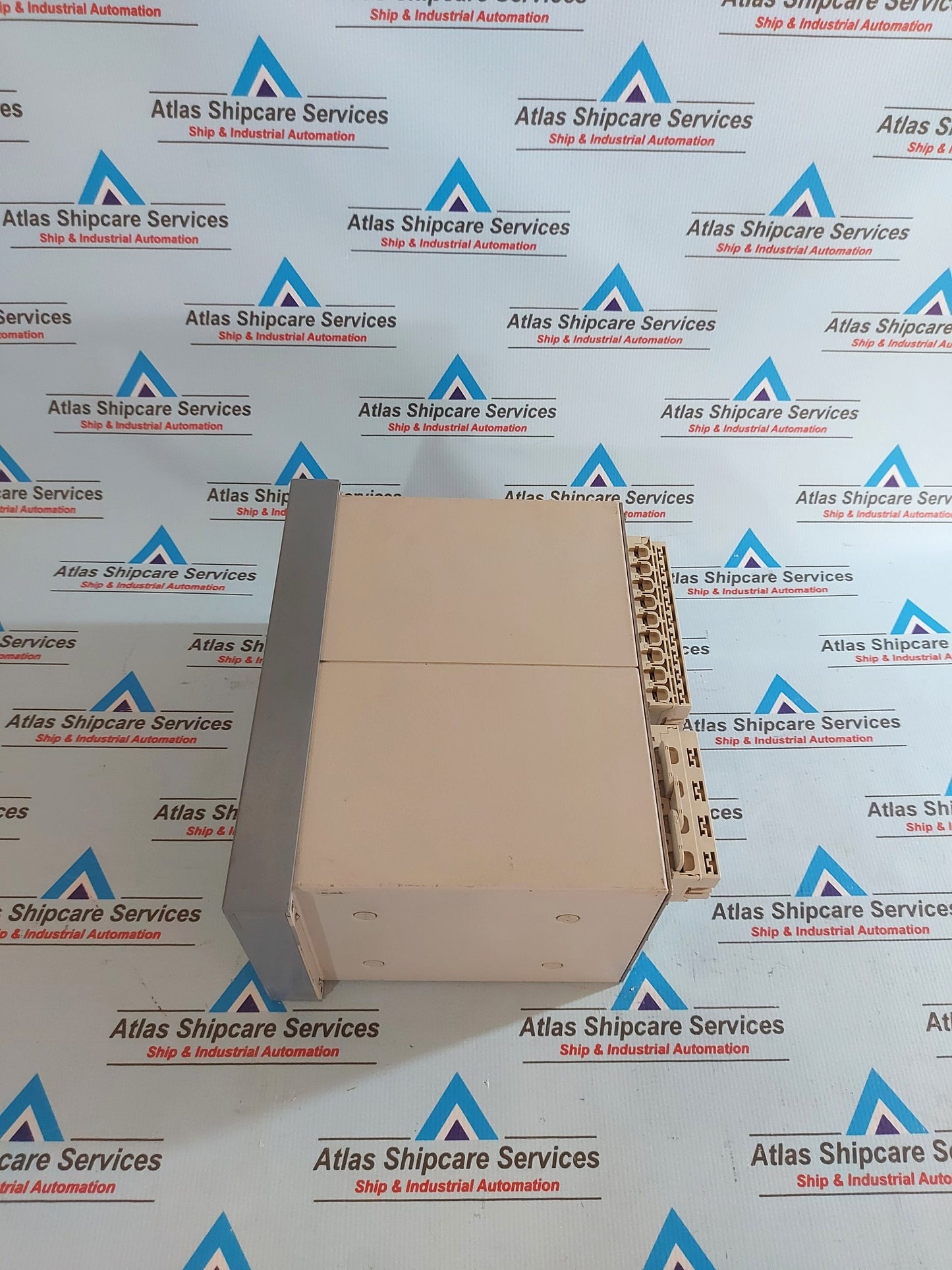 SIEMENS SIPROTEC 7SD6105-5BB29-0BA0/DD LINE DIFFERENTIAL PROTECTION RELAY