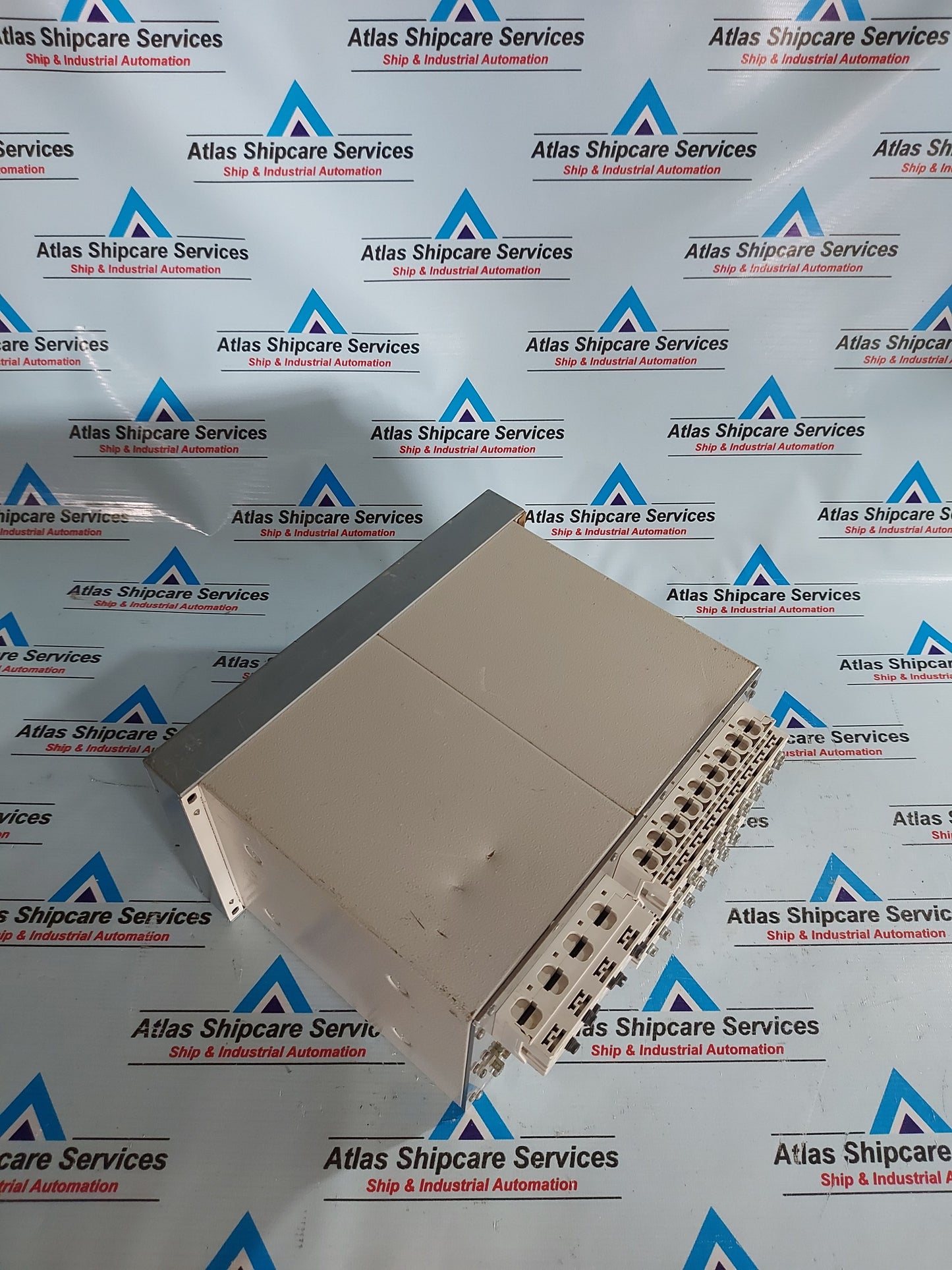 SIEMENS SIPROTEC 7SJ6115-6EB92-1FA0/GG OVERCURRENT PROTECTION AND CONTROL RELAY