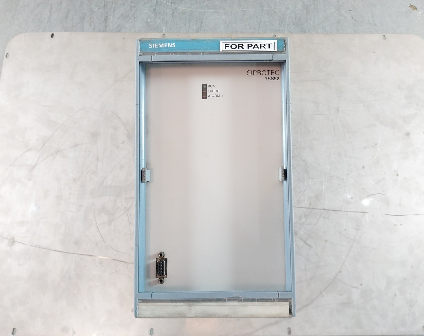 SIEMENS SIPROTEC 7SS52 BUSBAR PROTECTION 7SS5251-5FA01-1AA1/EE