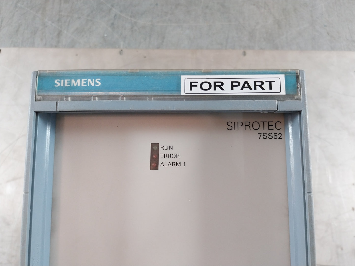 SIEMENS SIPROTEC 7SS52 BUSBAR PROTECTION 7SS5251-5FA01-1AA1/EE