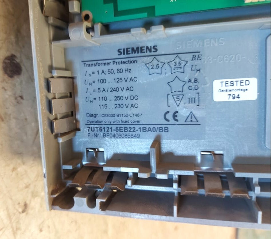 SIEMENS SIPROTEC 7UT6121-5EB22-1BA0/BB TRANSFORMER PROTECTION RELAY