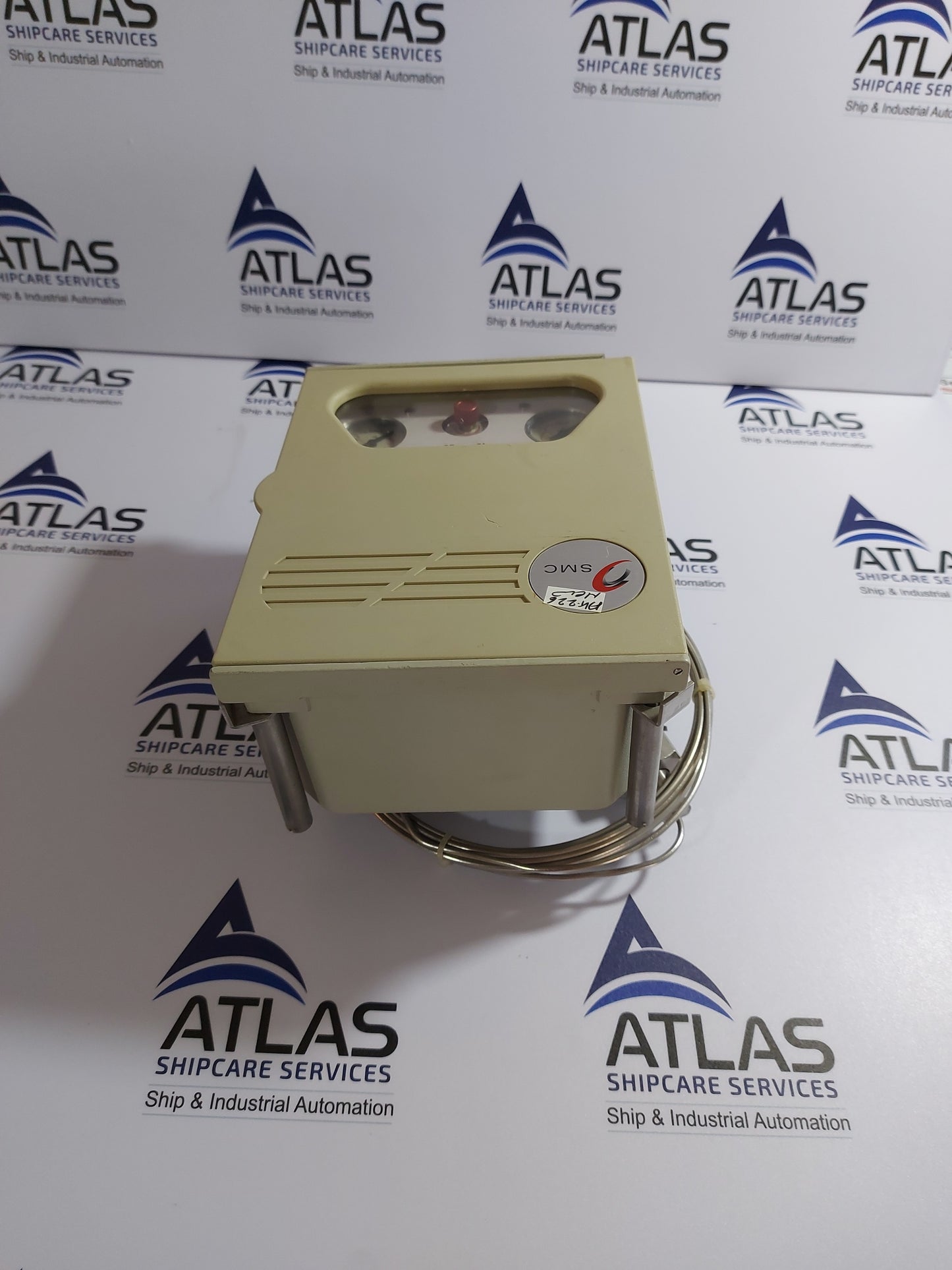 SMC 83 R11 W23 TEMPERATURE INDICATING CONTROLLER