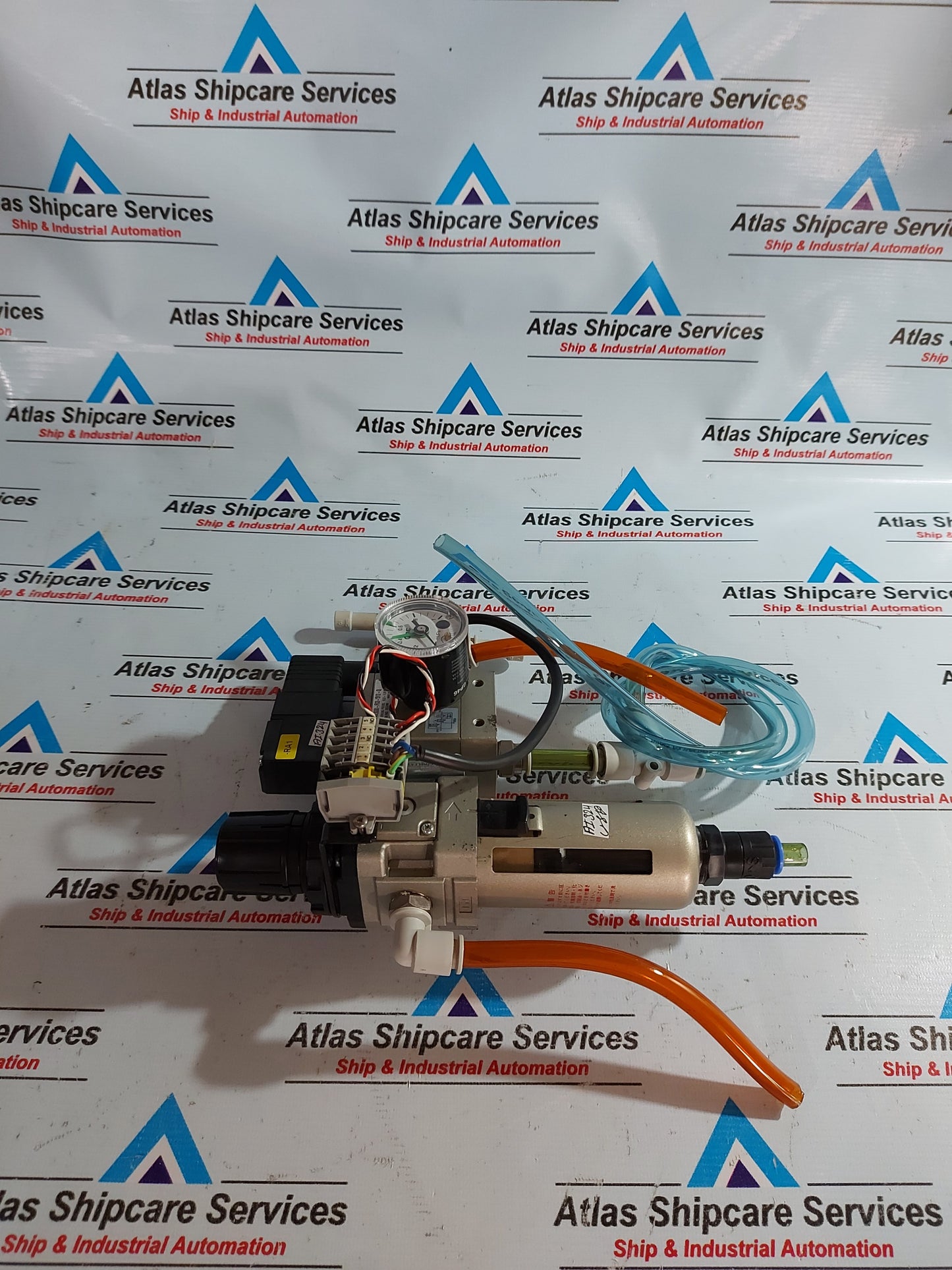 SMC EAV3000-F03-5YZ-Q VALVE WITH AW30-F03DH FILTER REGULATOR