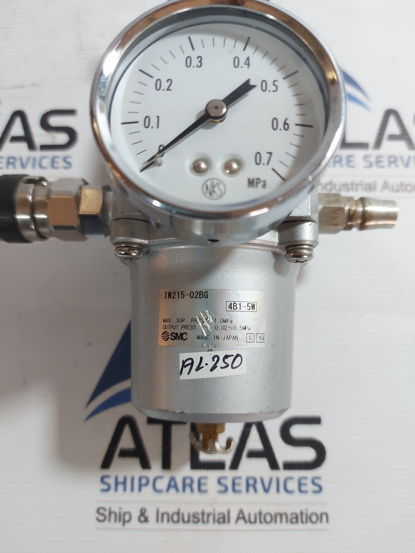 SMC IW215-02BG FILTER REGULATOR 0-0.7 MPa