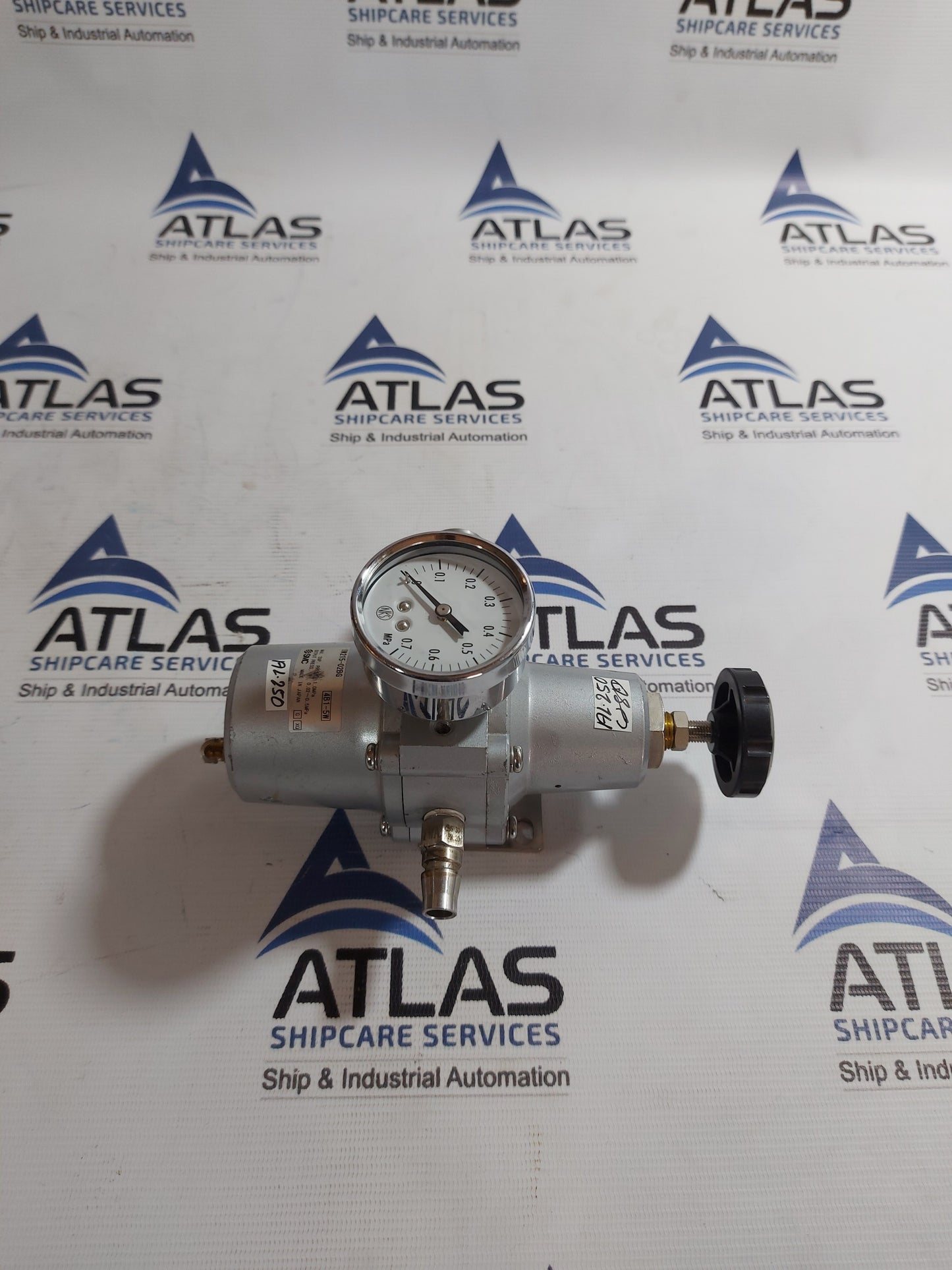 SMC IW215-02BG FILTER REGULATOR 0-0.7 MPa