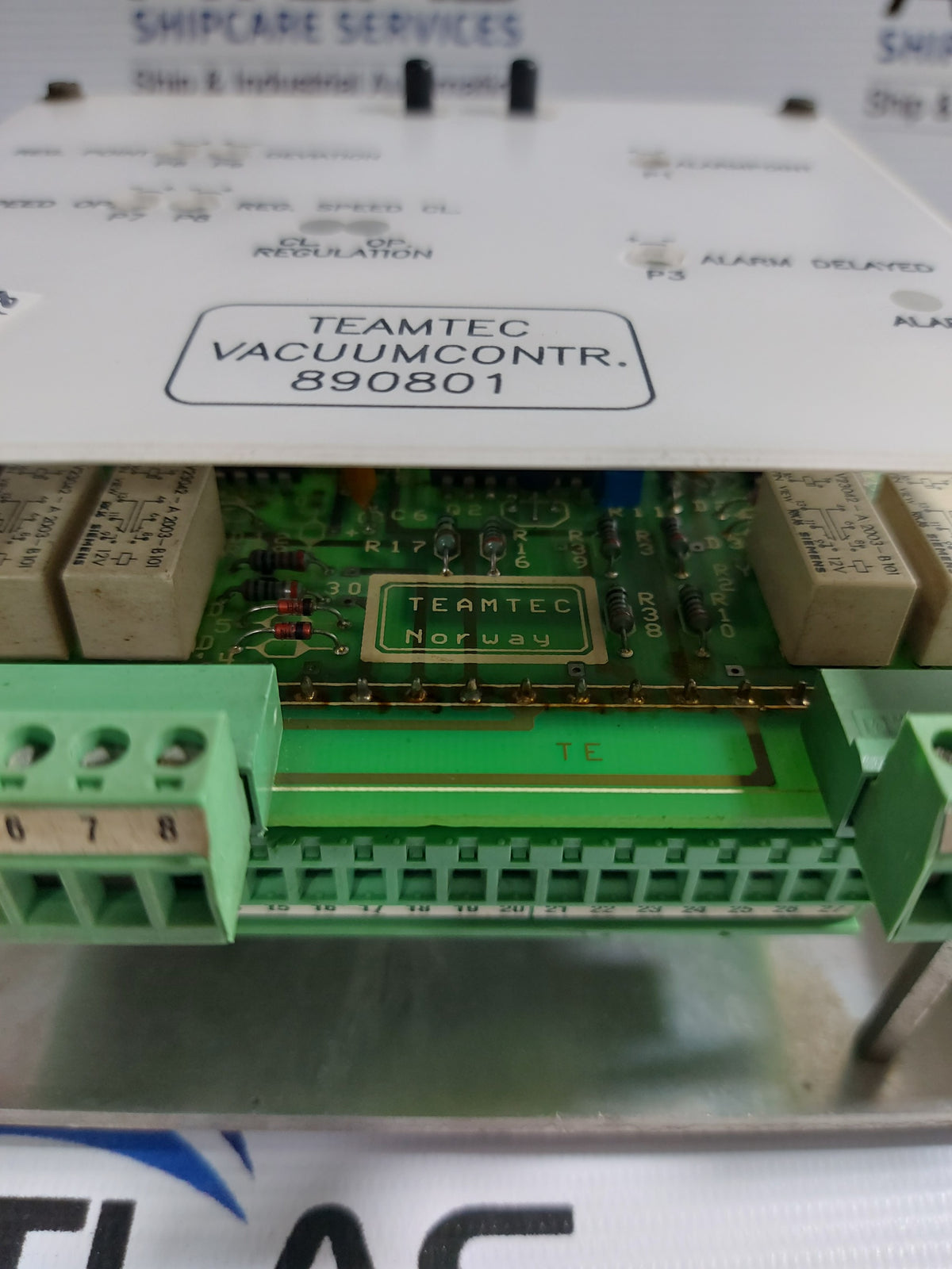 TEAMTEC 890801 VACUUM CONTROLLER 900601 TEMP. CONTROLLER