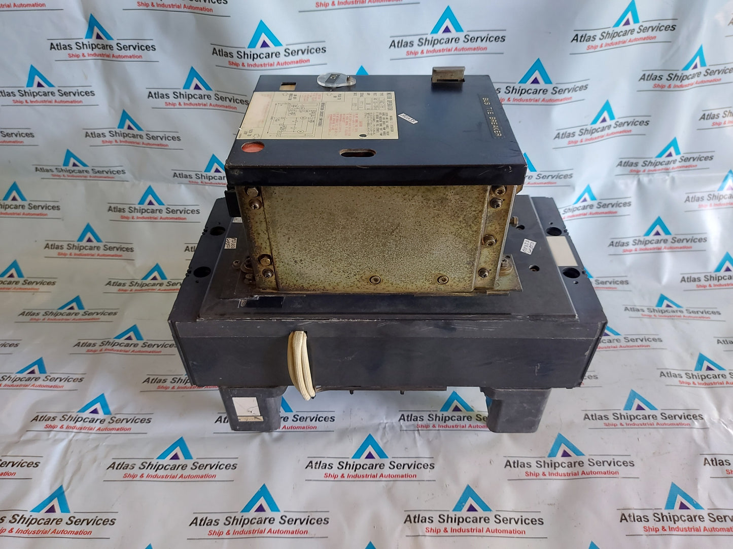 TEARSAKI ELECTRIC TT-600 MOLDED CASE CIRCUIT BREAKER 400A 3 POLE