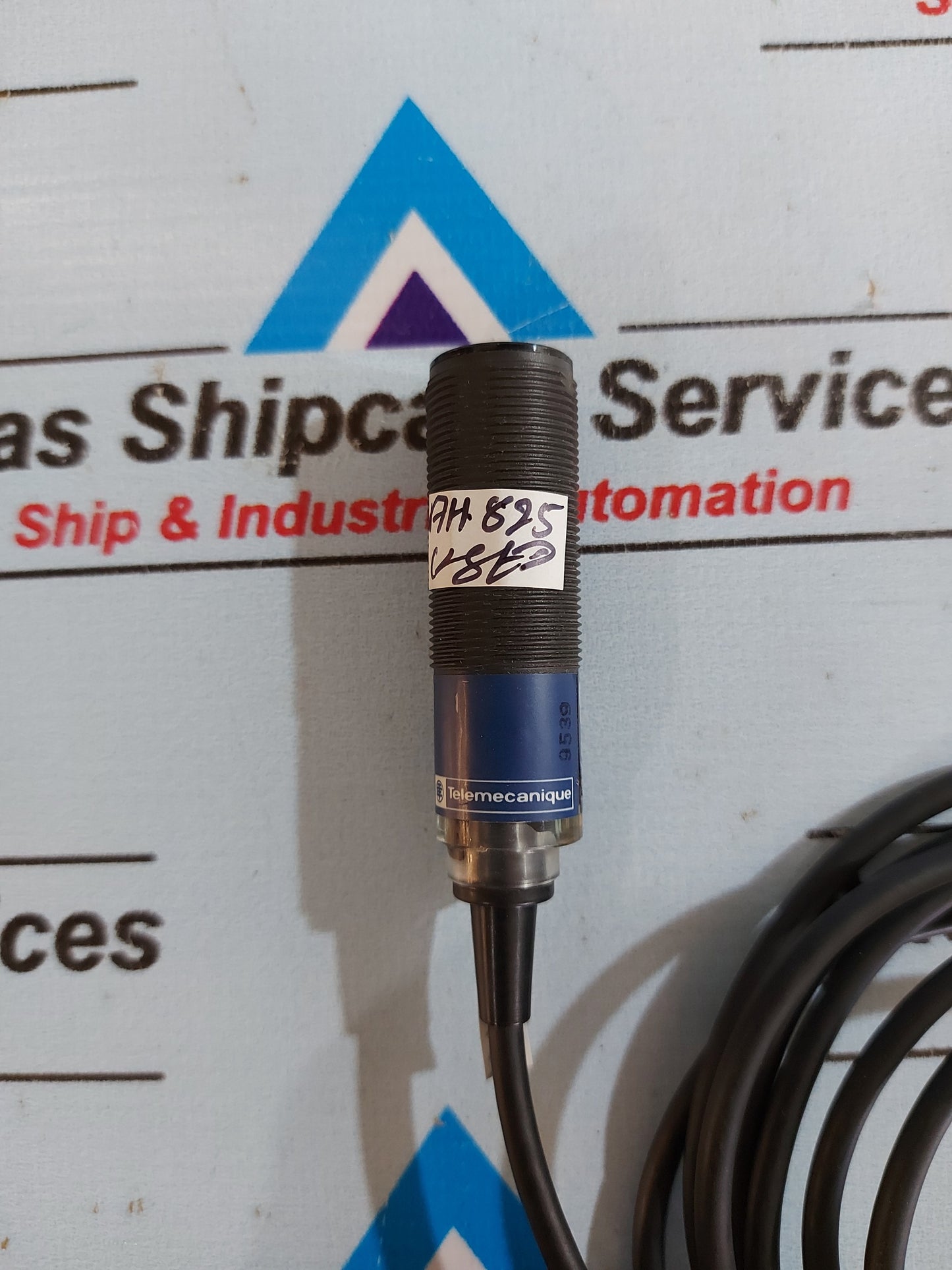 TEMELECANIQUE XUB-H10301 PHOTOELECTRIC SENSOR