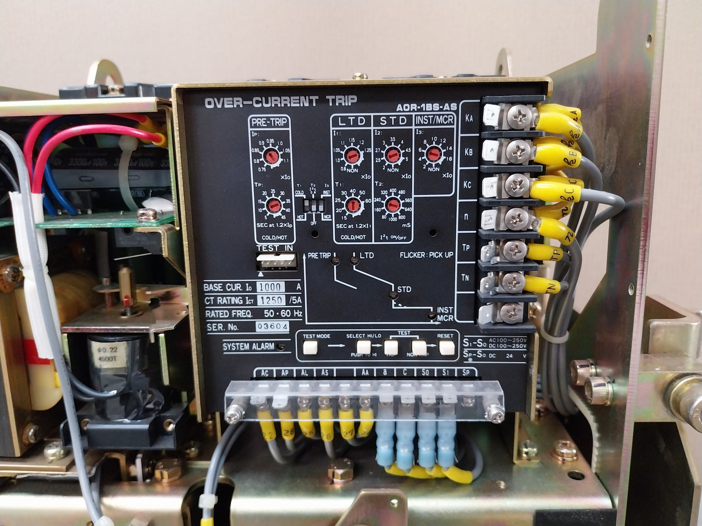 TERASAKI AT12 TEMPOWER 3 POLE AIR CIRCUIT BREAKER 1250A