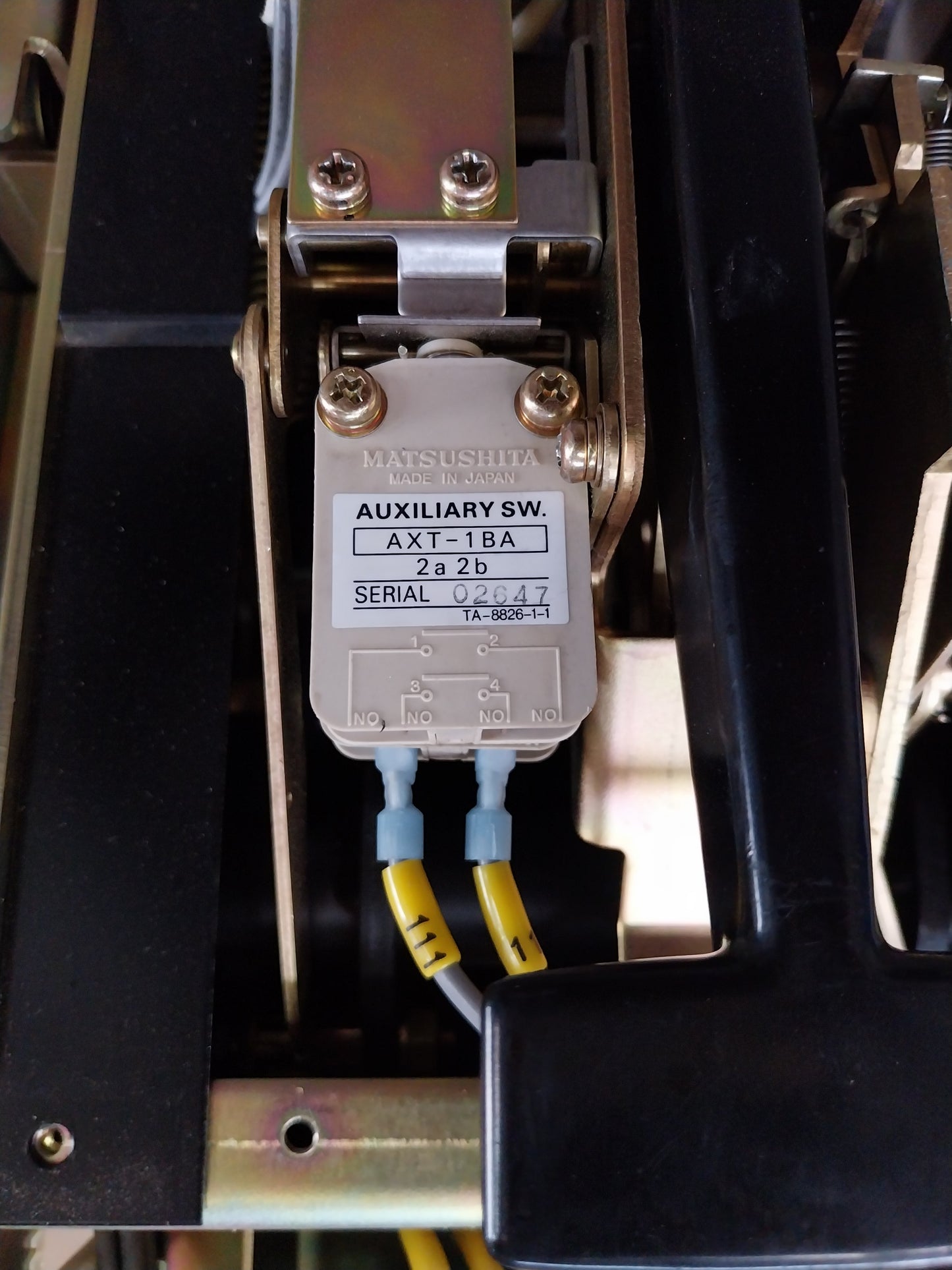 TERASAKI AT12 TEMPOWER 3 POLE AIR CIRCUIT BREAKER 1250A